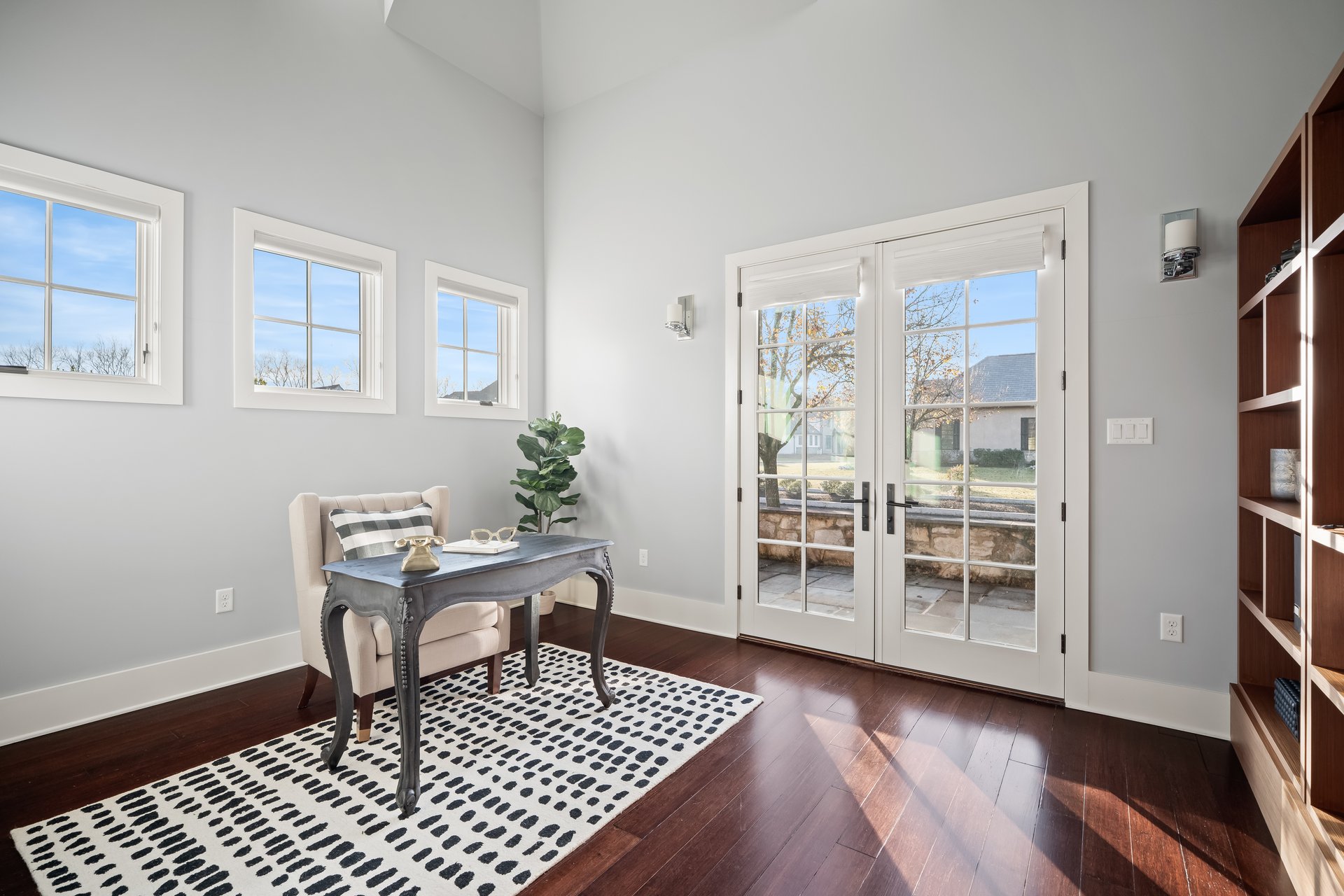 2687 Avenue Du Vlg