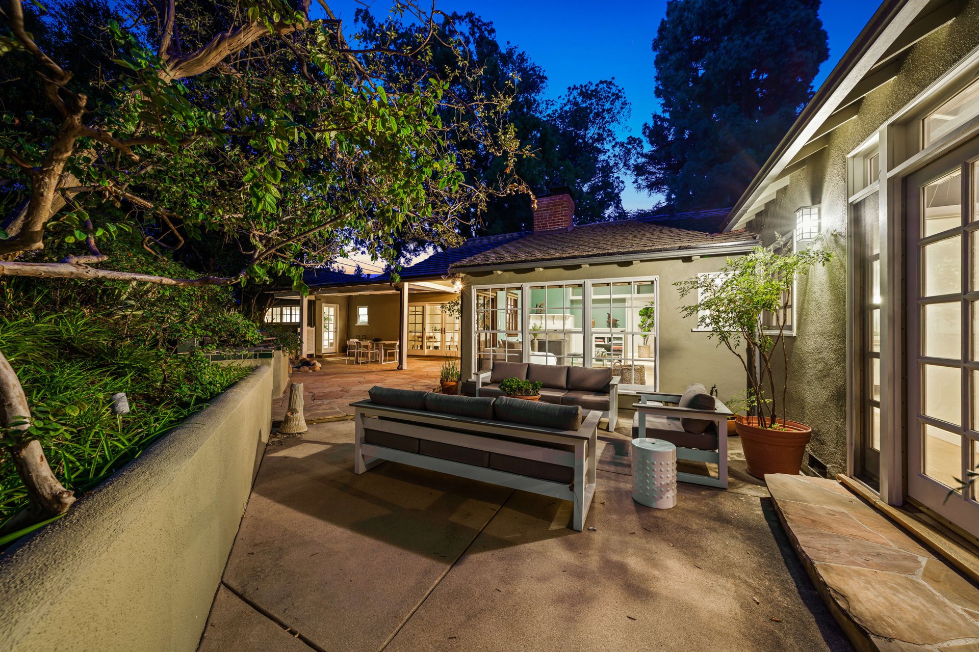 12050 Laurel Terrace Dr, Studio City