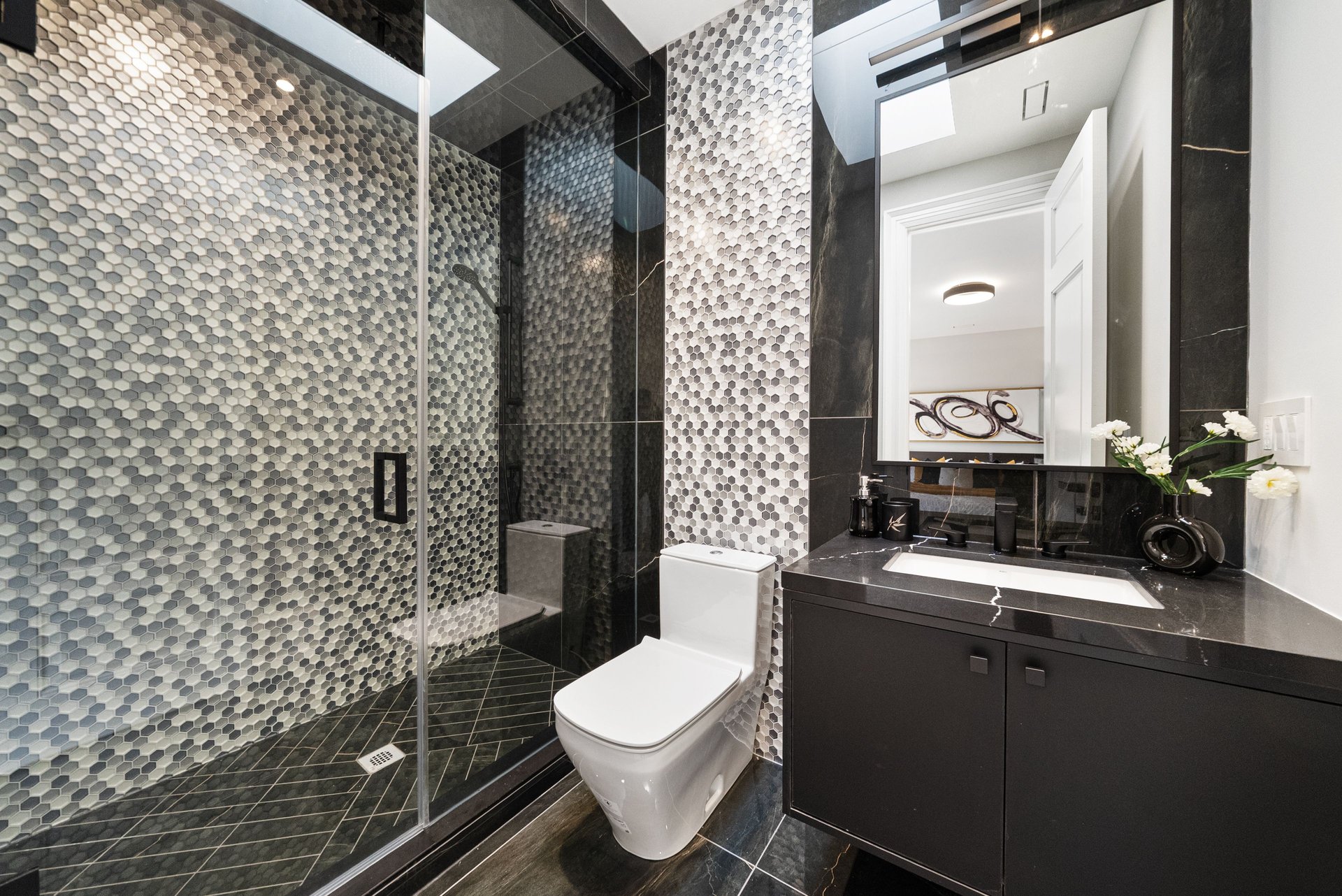 SOLD: Architectural Elegance
