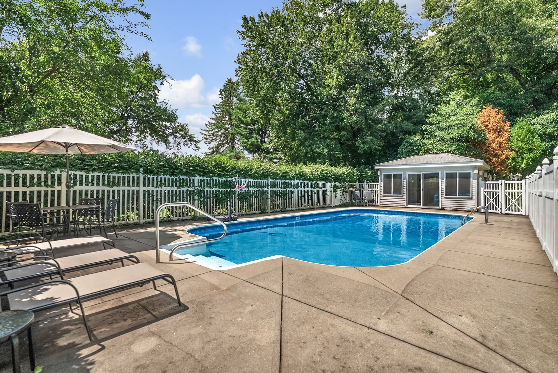 32 Briarwood Road