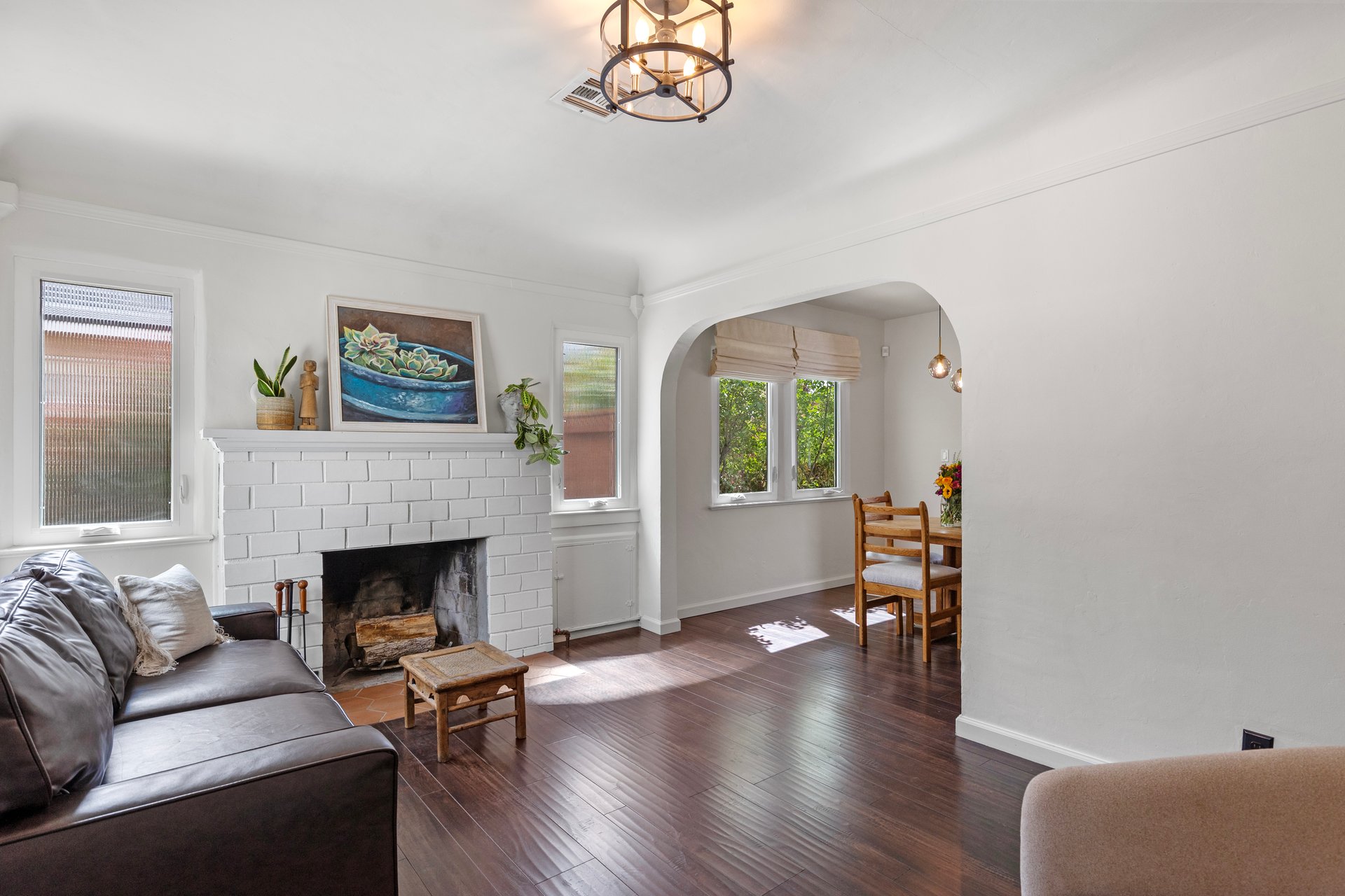 304 W D Street