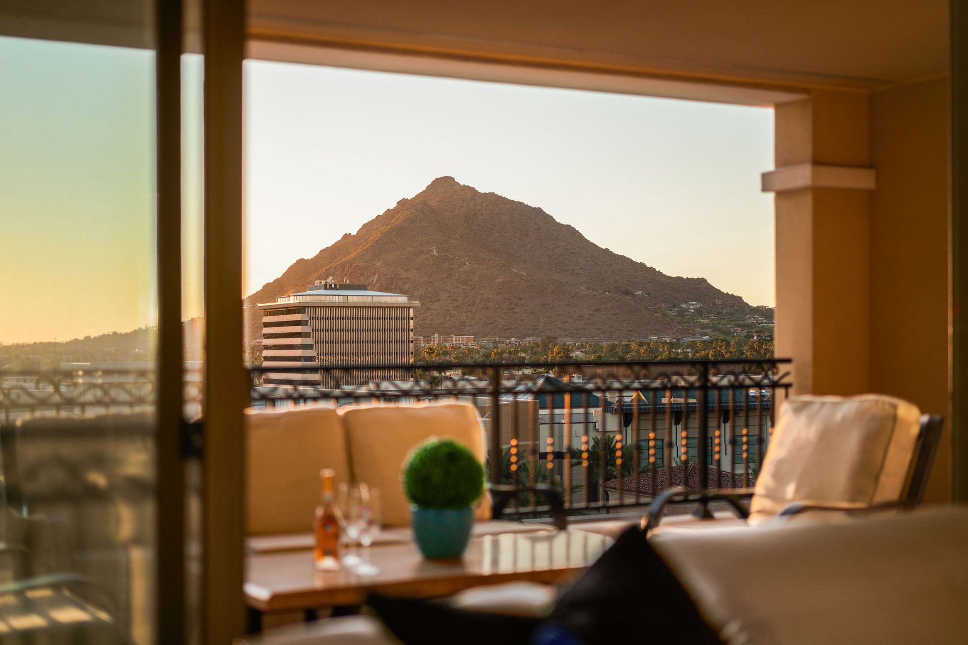 7181 E CAMELBACK Road 907