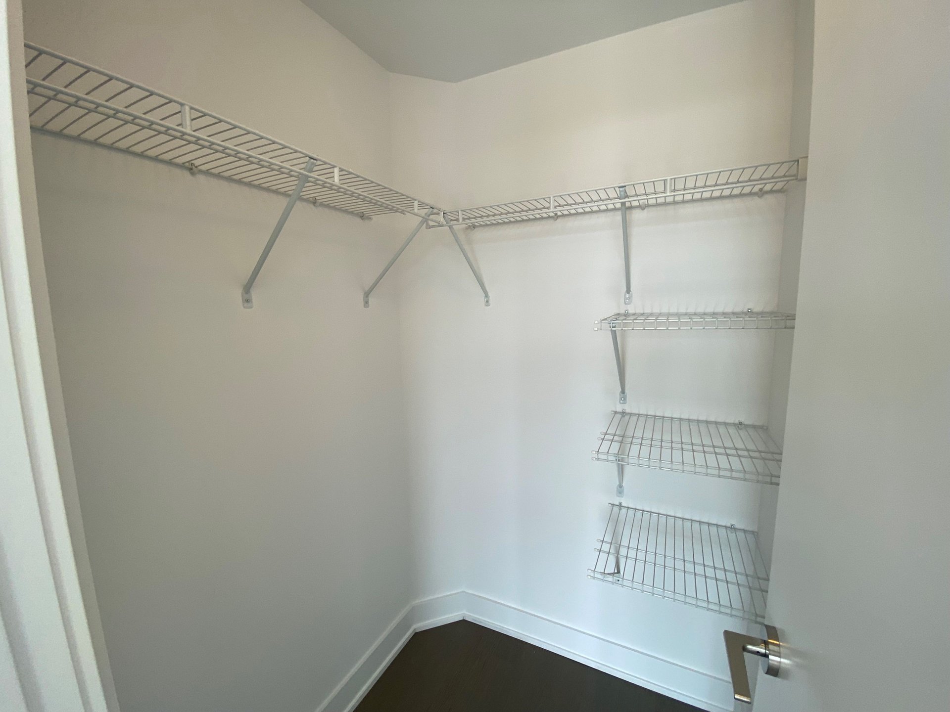 20 Shore Breeze Drive Unit: 512