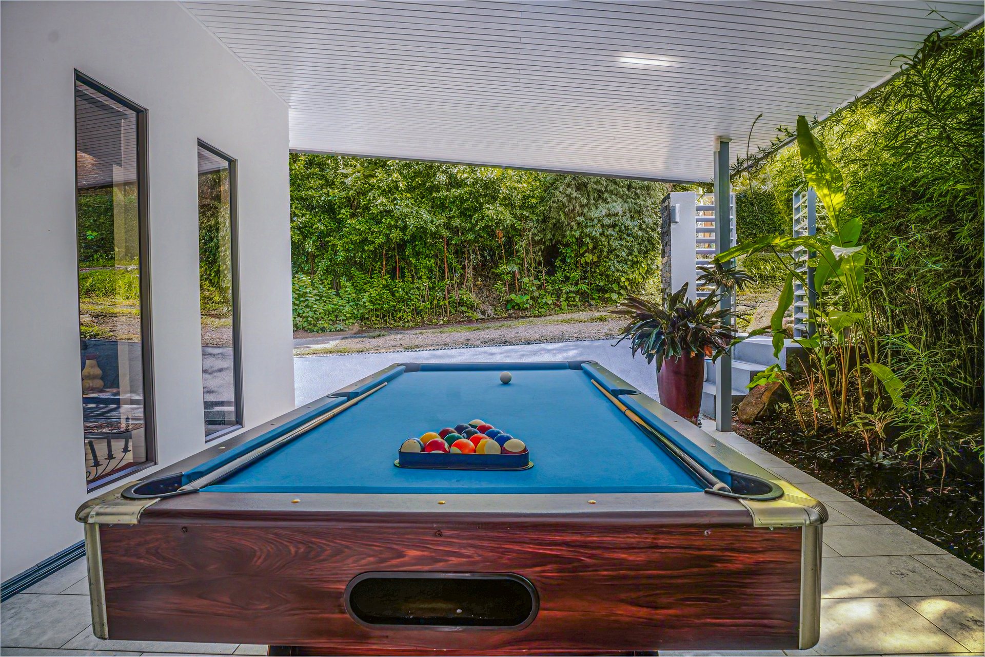 Charming 2 Bedroom Home + Studio located in heart of Uvita 