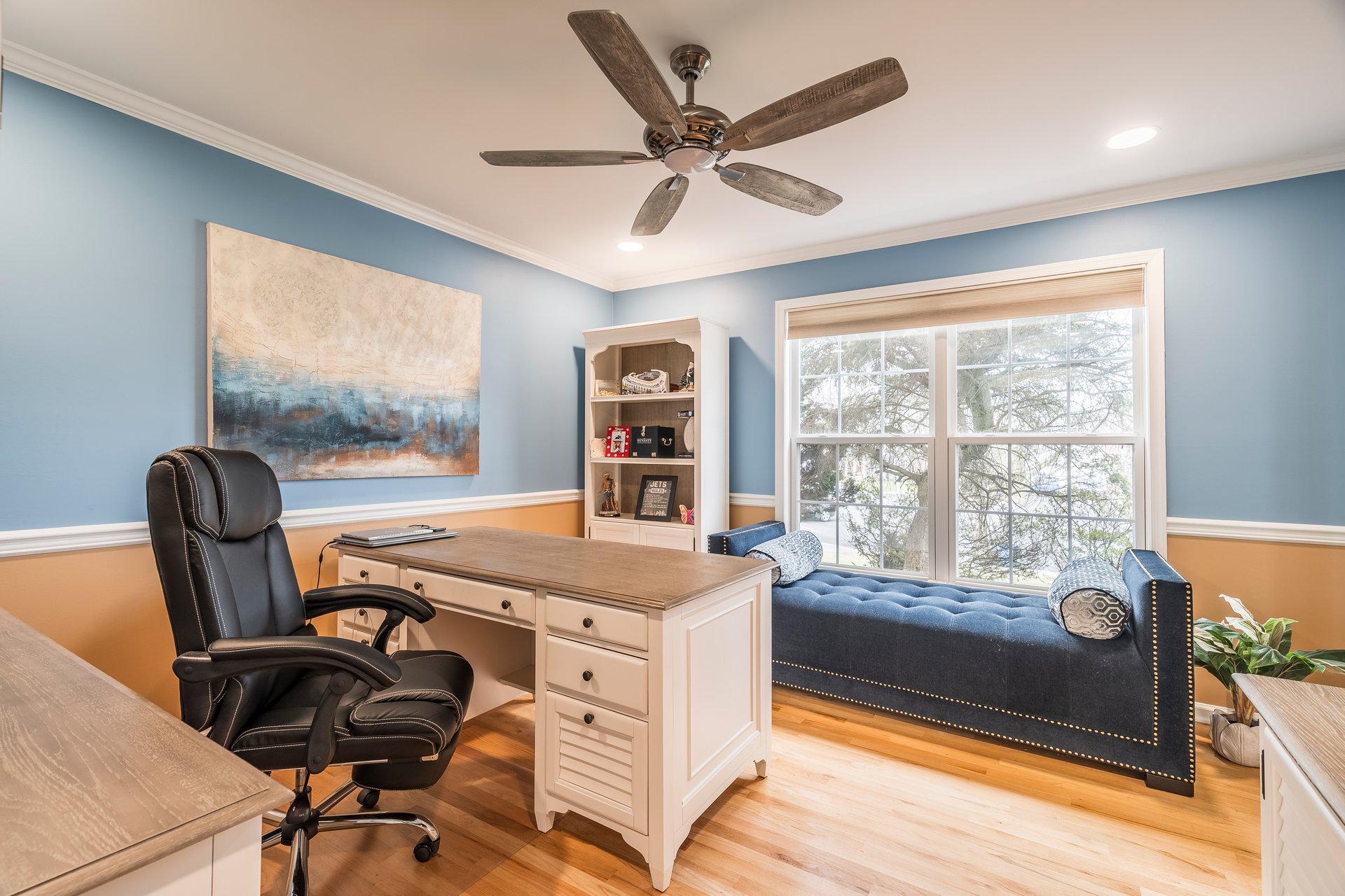 7055 Maple Court