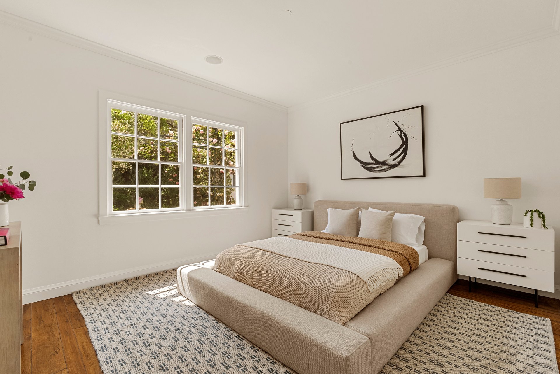 1001 N Crescent Dr, Beverly Hills 