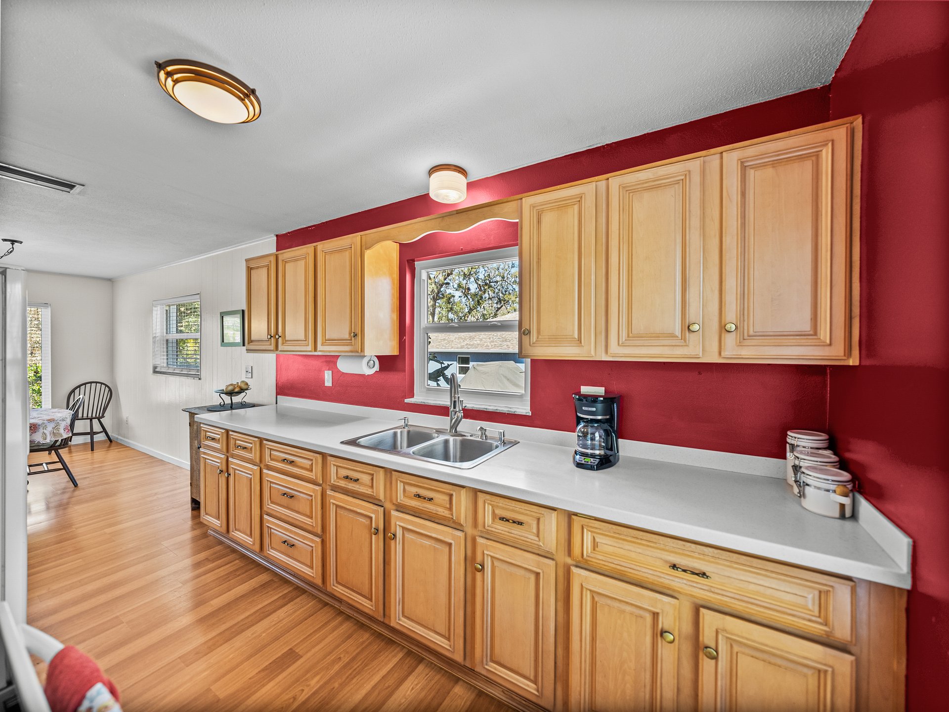 10925 FORT KING RD