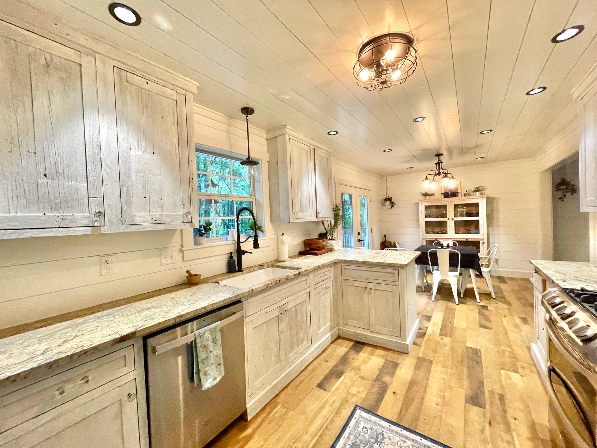 619 Holly Road