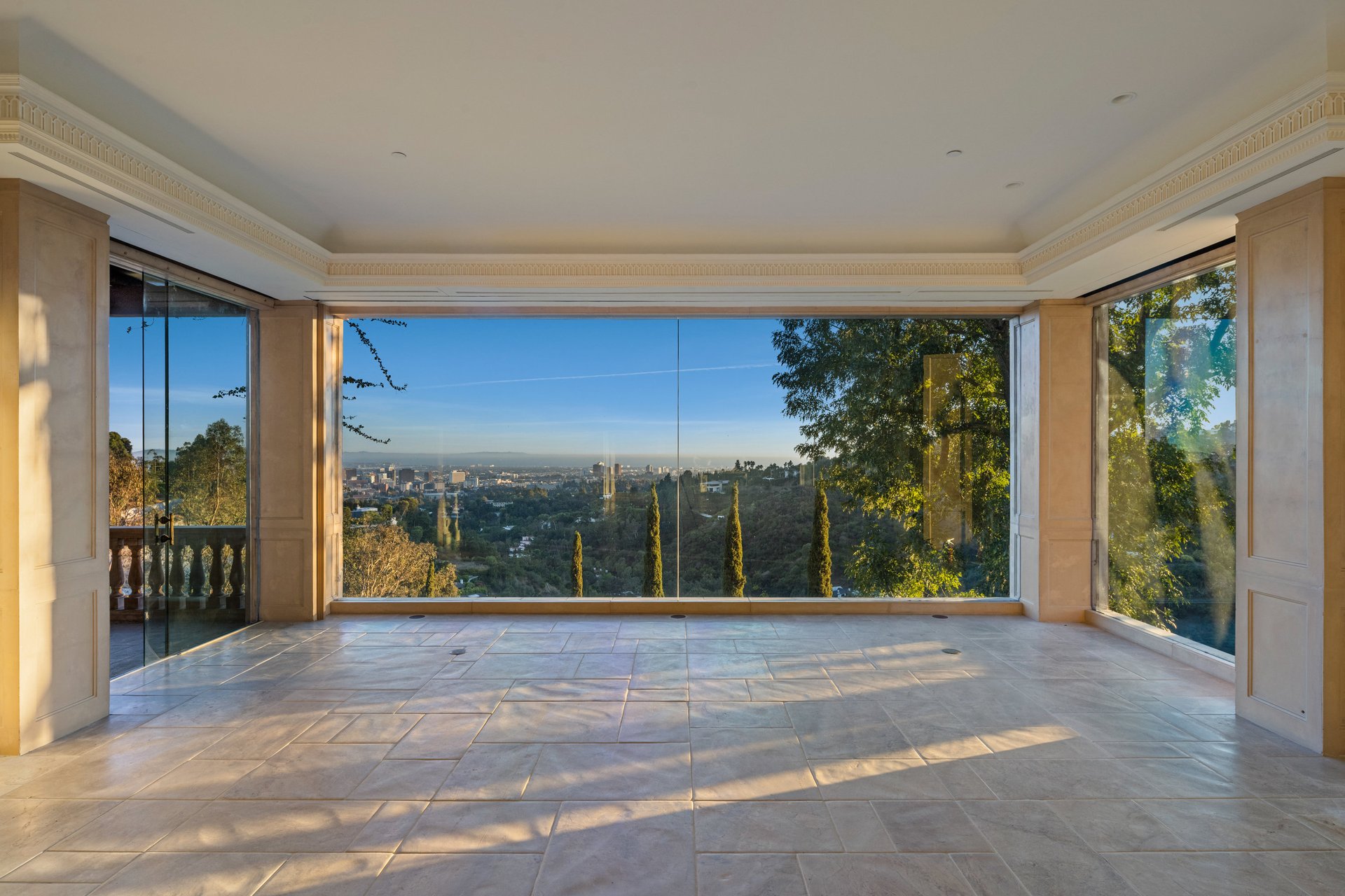 1005 Bel Air Ct