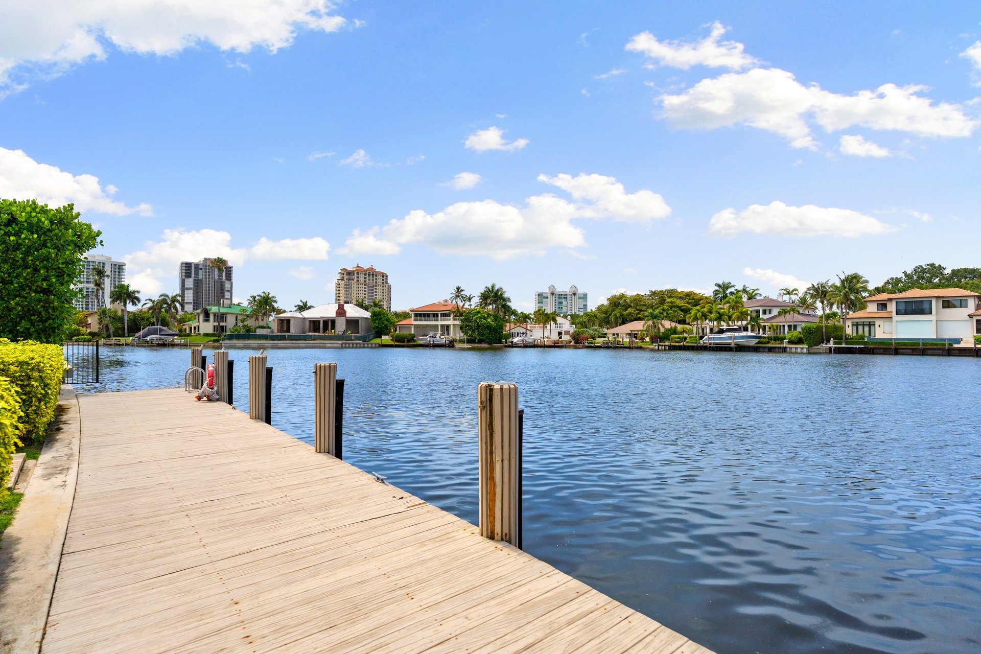 PARK SHORE