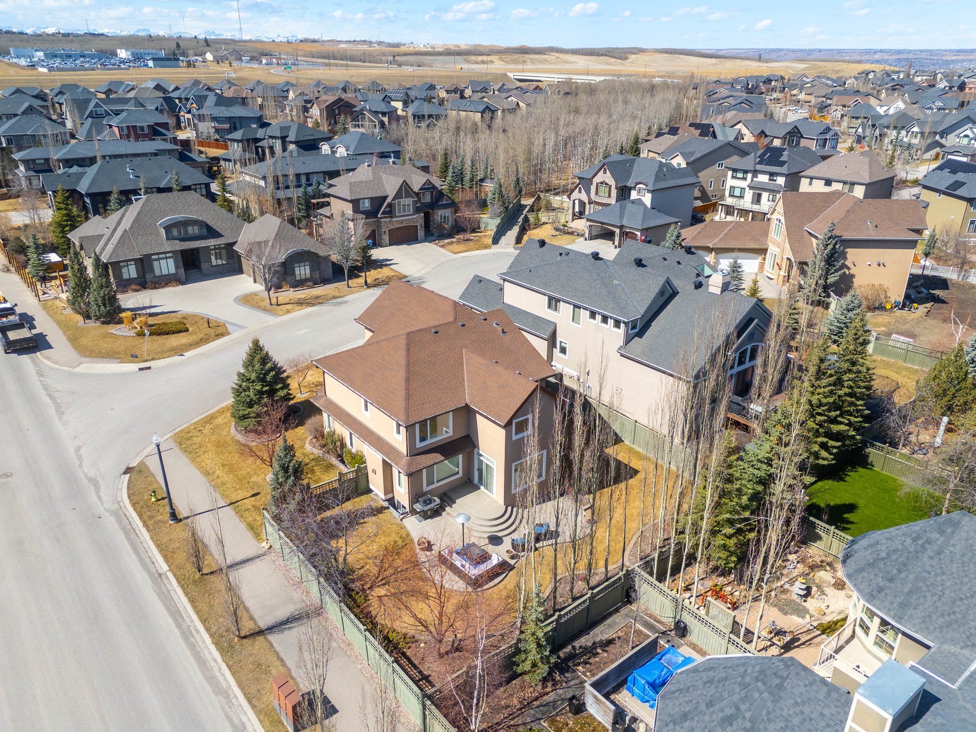 123 Wentworth Court SW