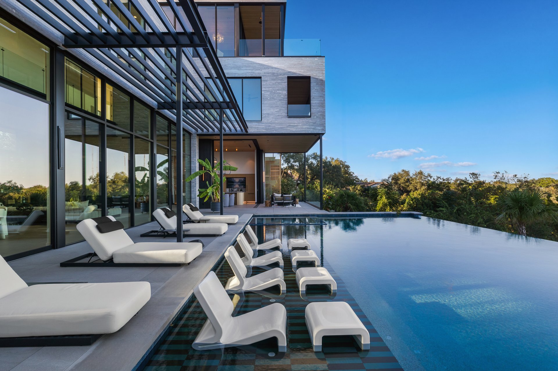 The Pinnacle of Austin Living