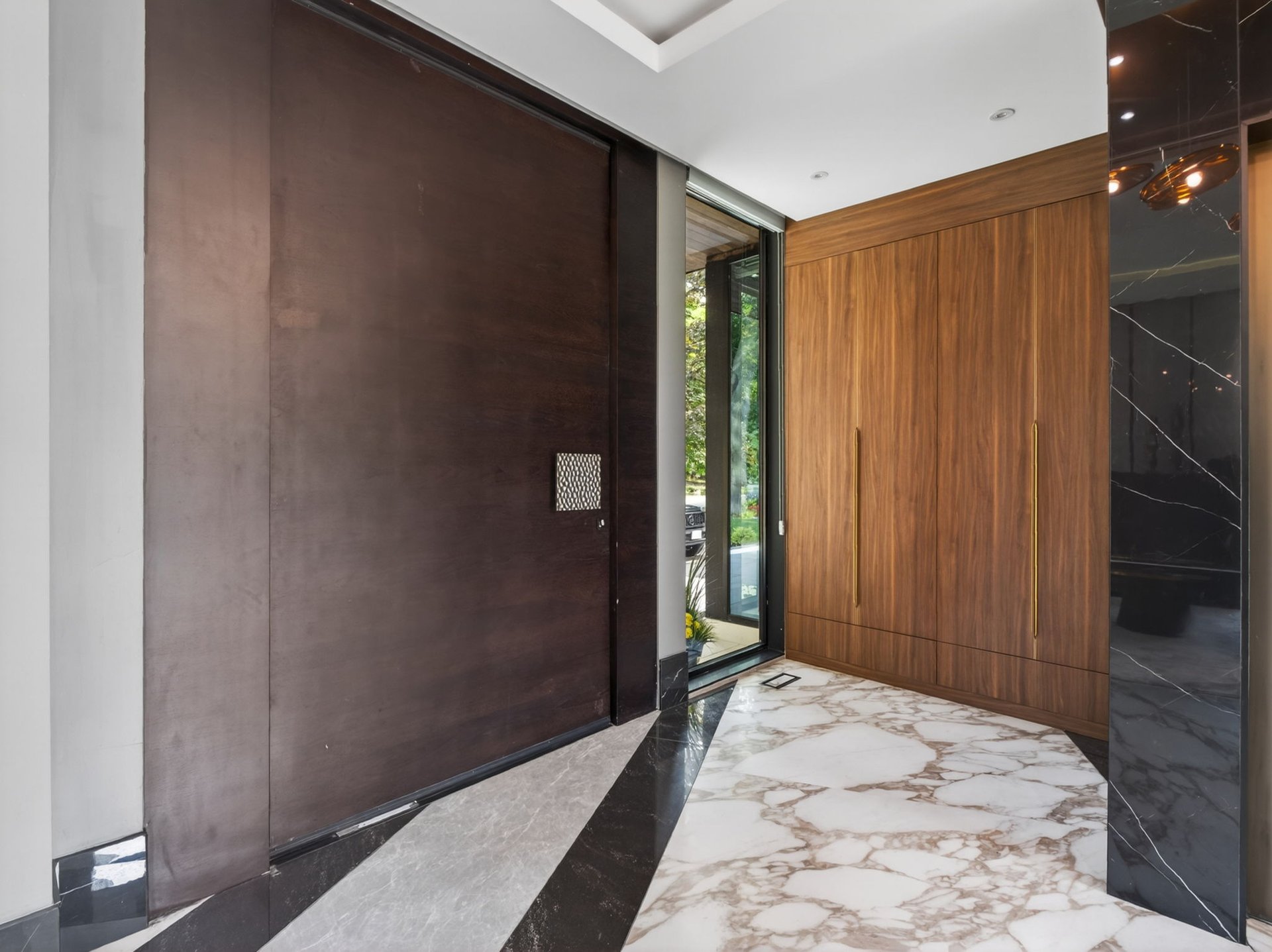 1477 Duncan Road