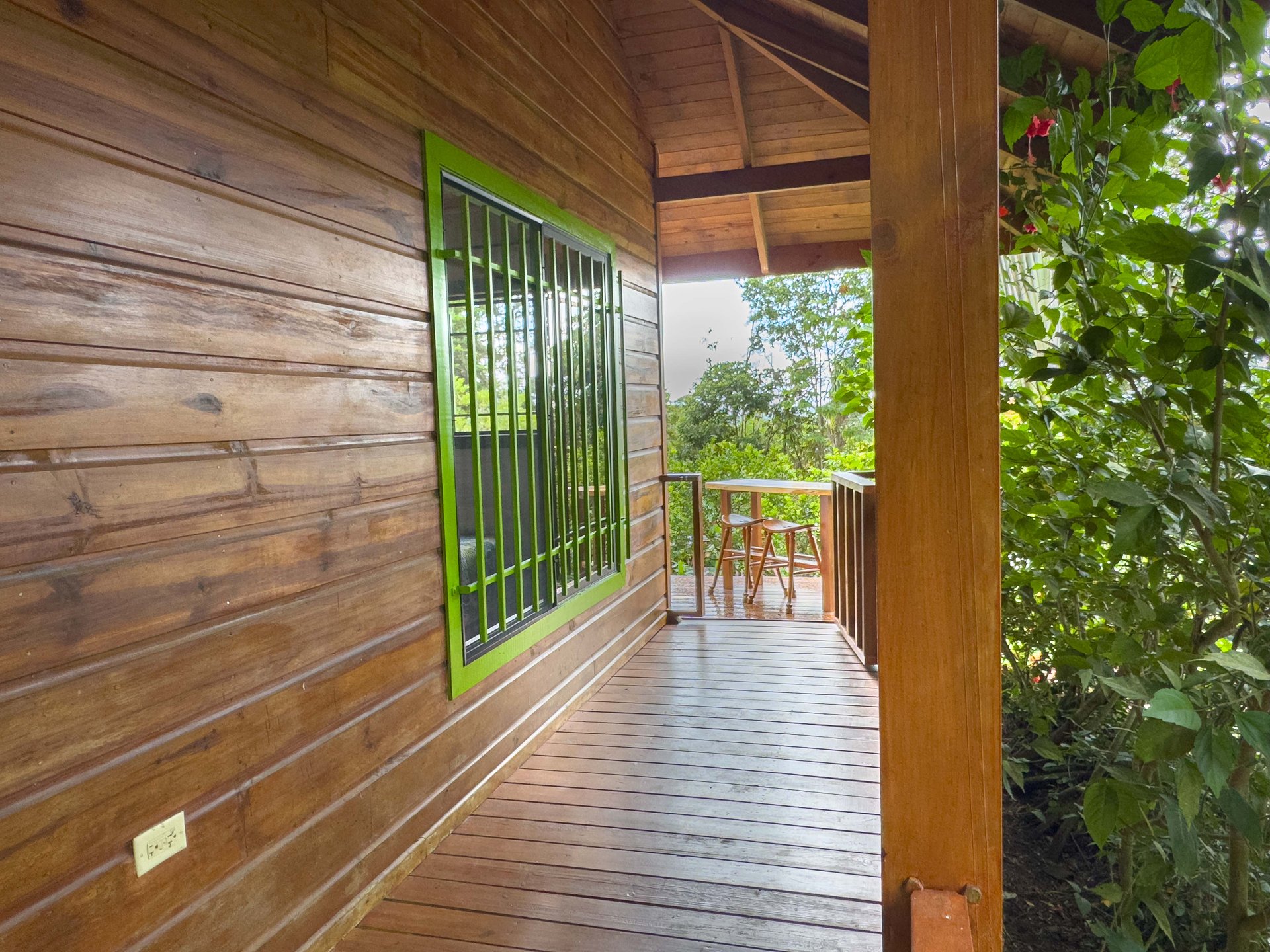 Tinamastes Eco Orchard | Creekside 2BR Home + Studio Casita
