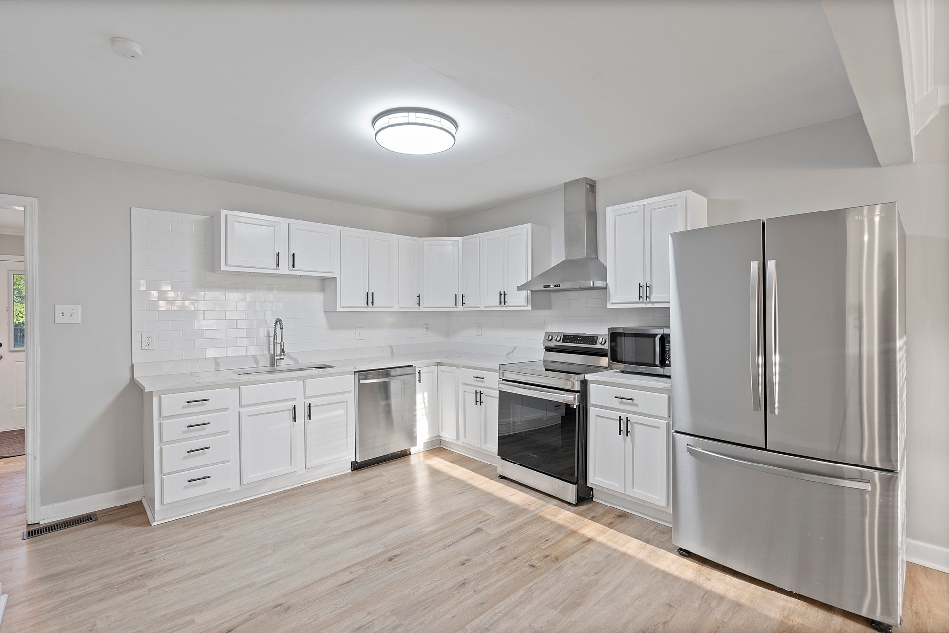 FOUR Bedroom in the Hospital District!! Basement great for storage!