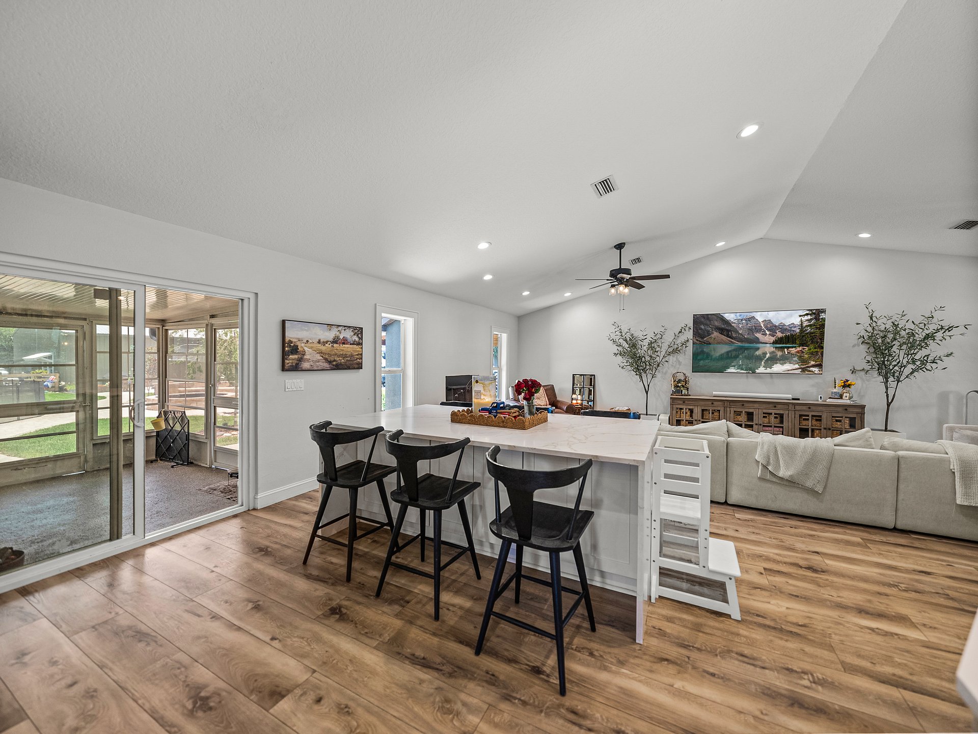3412 ACE LN