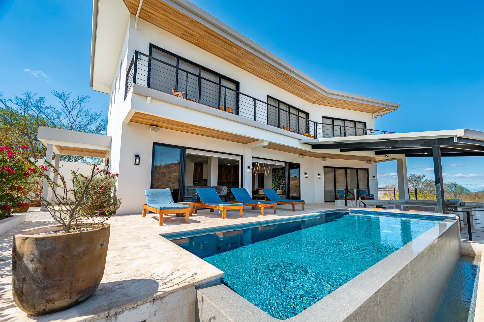 Casa En Las Rocas | Spectacular Ocean-View Home in Pacific Heights