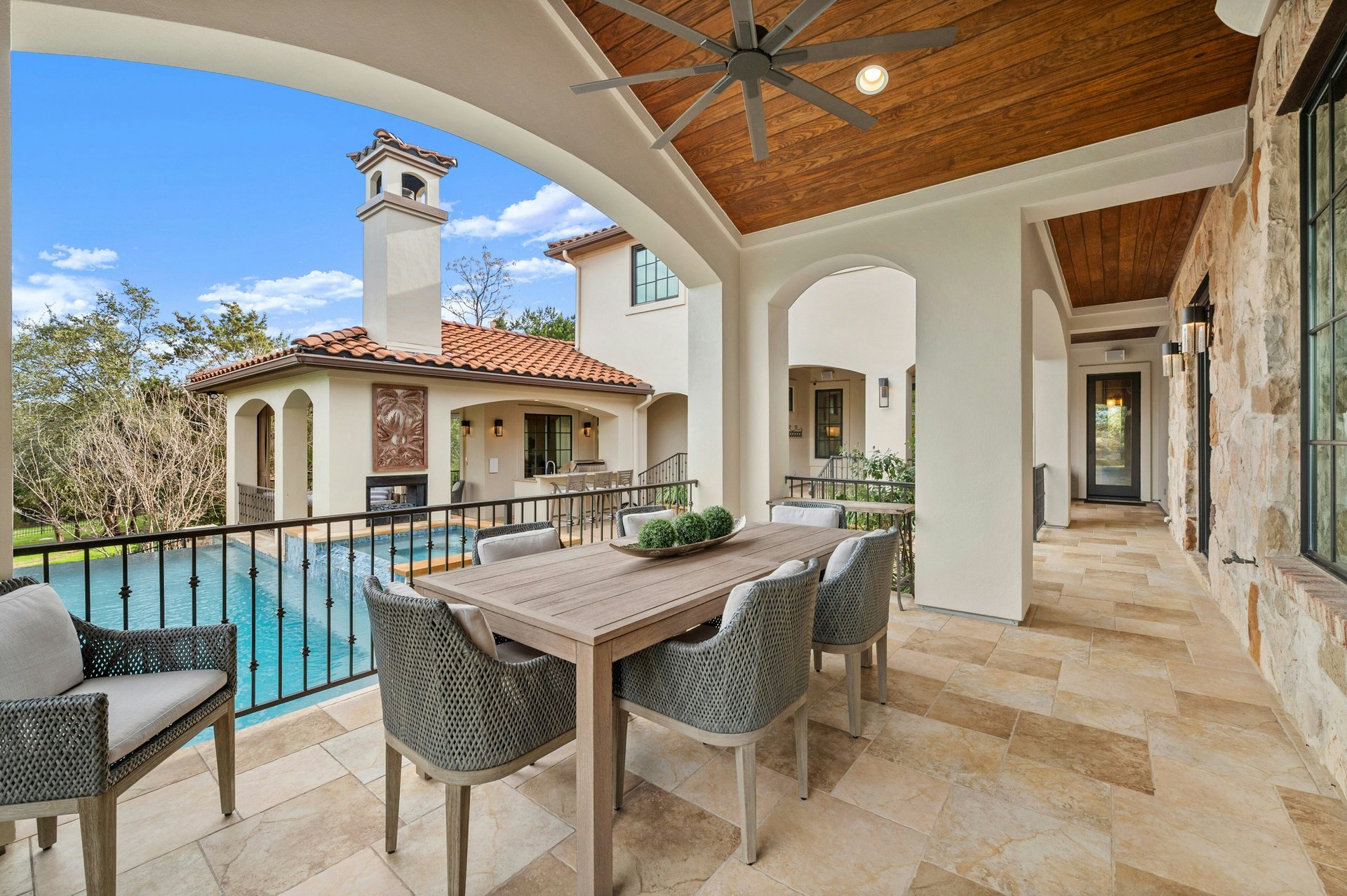 10213 Amwell Cove