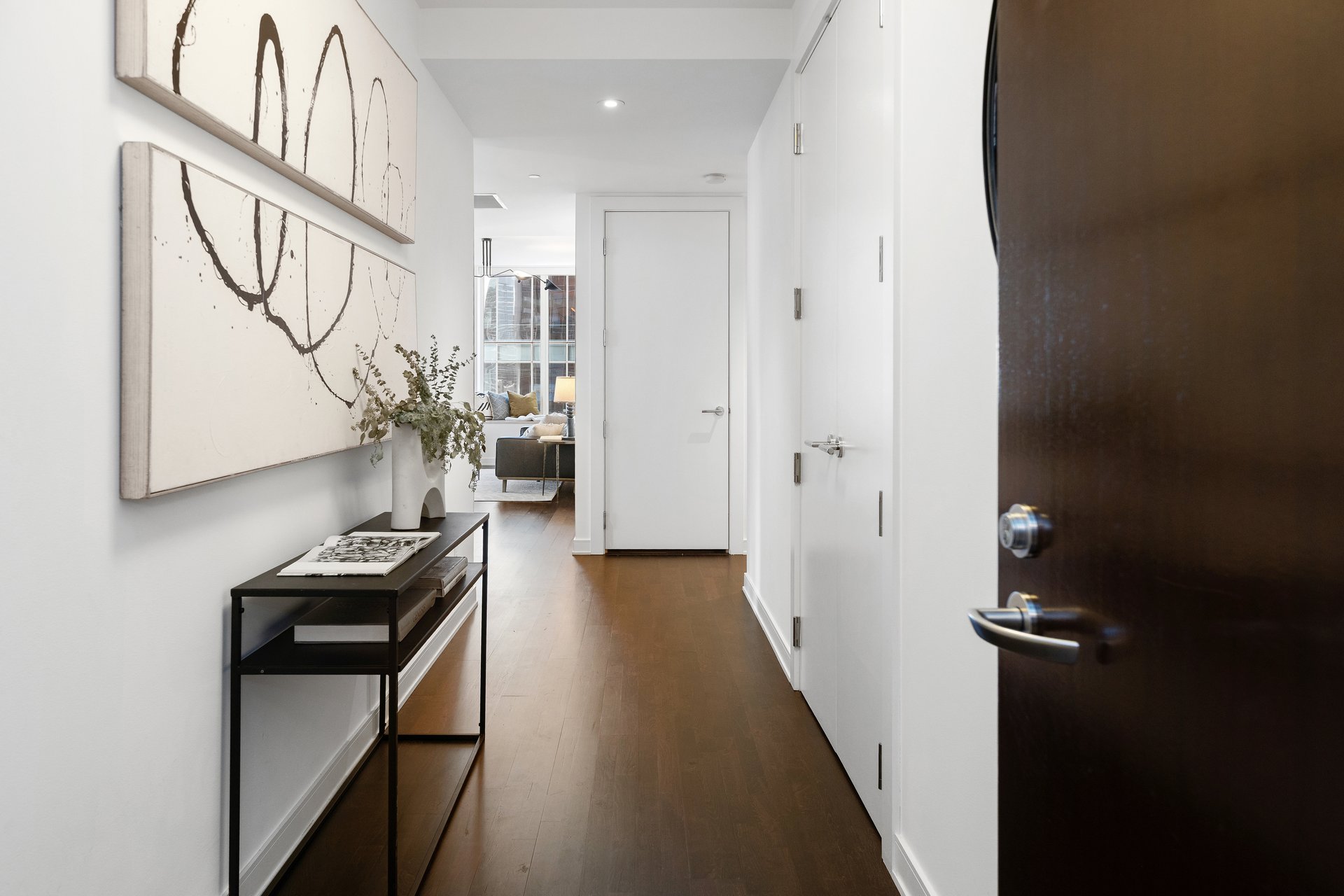 2-Bedroom Corner Views at 301 Mission