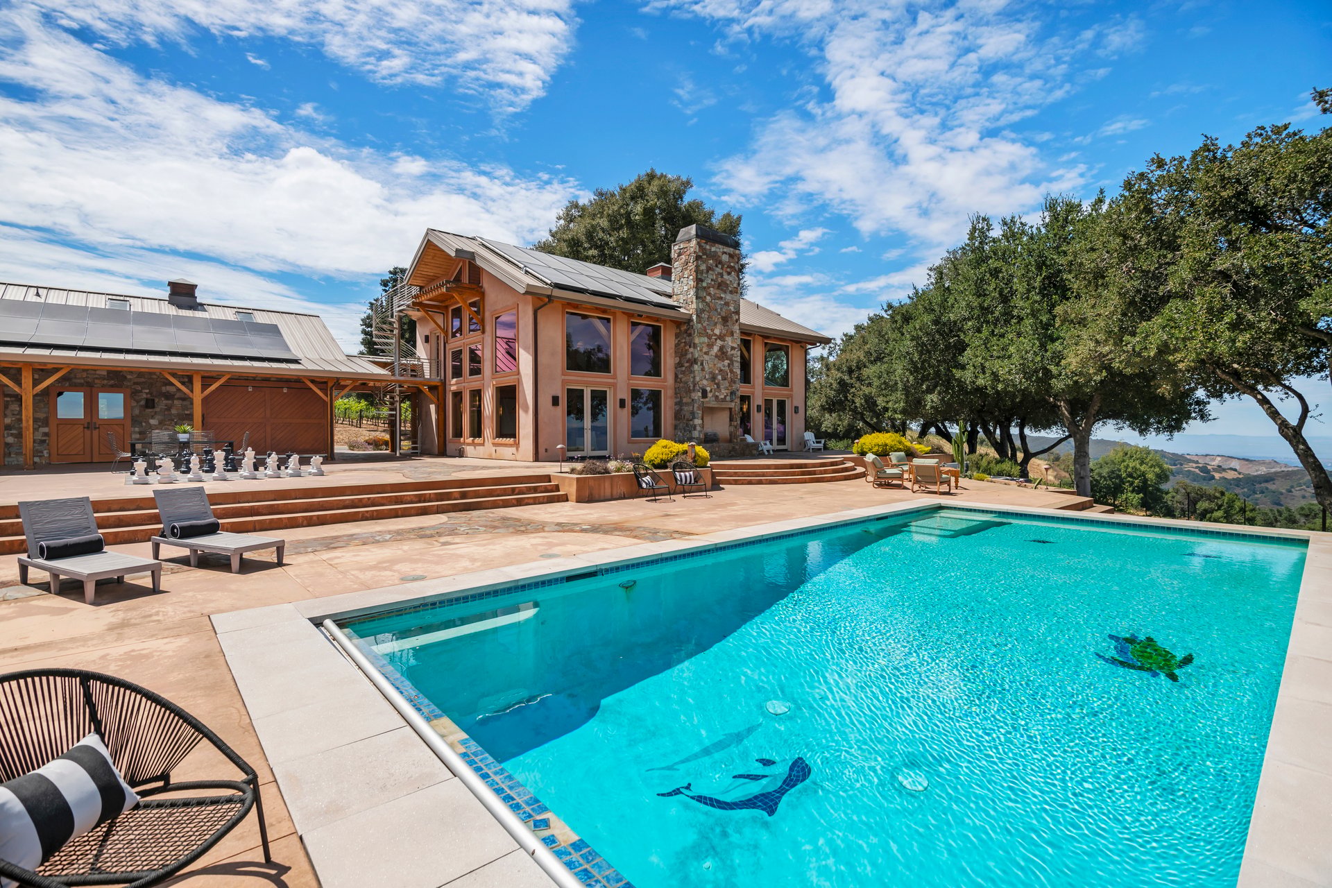 15060 Montebello RD