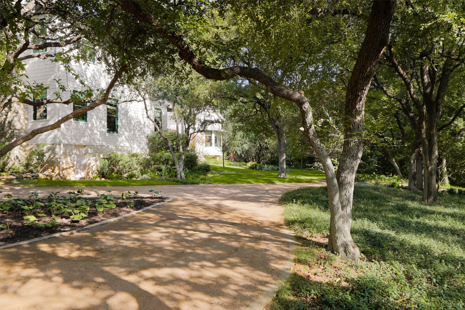 3006 Scenic Dr