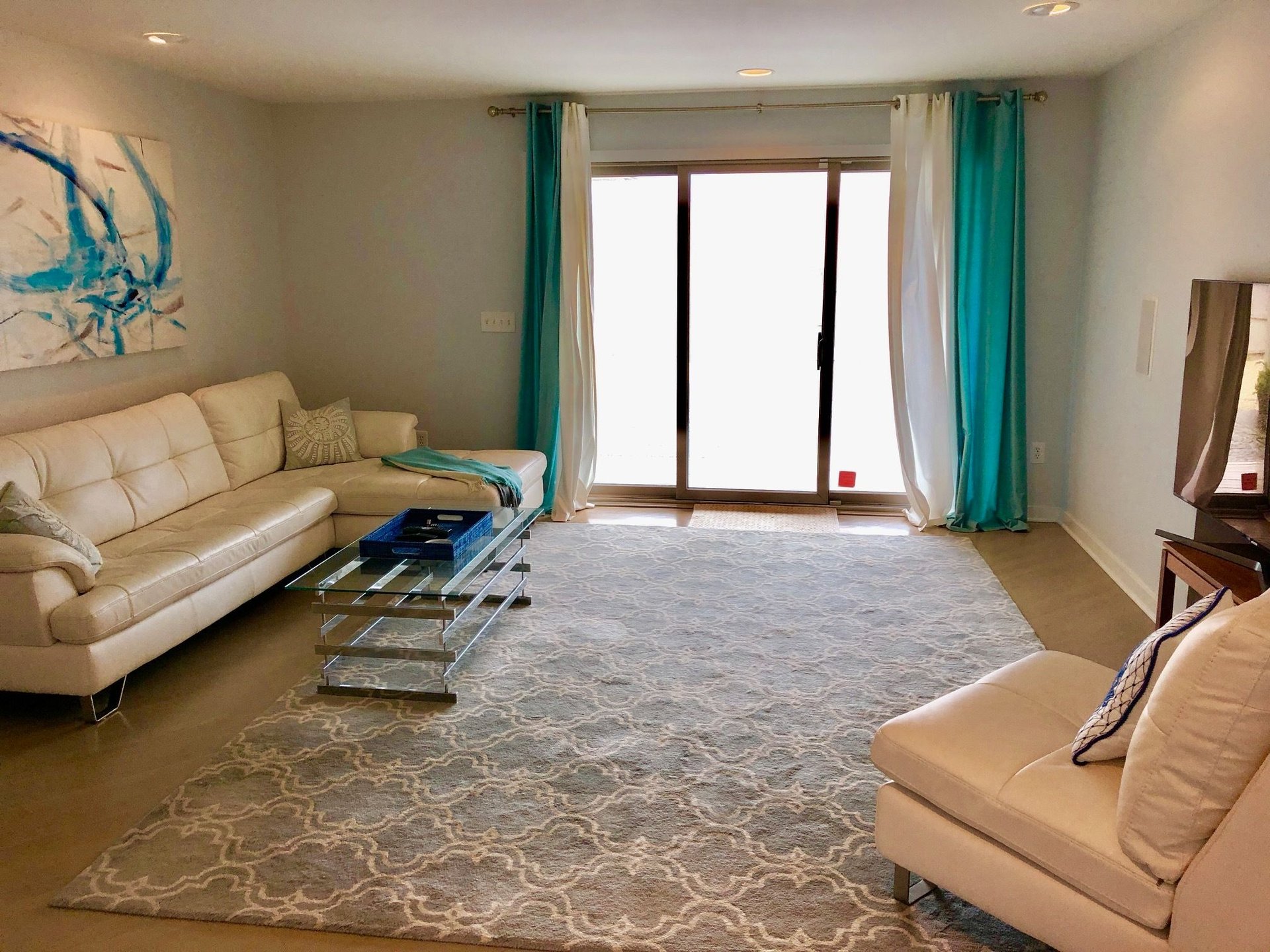 Little Paradise One Home from the Ocean