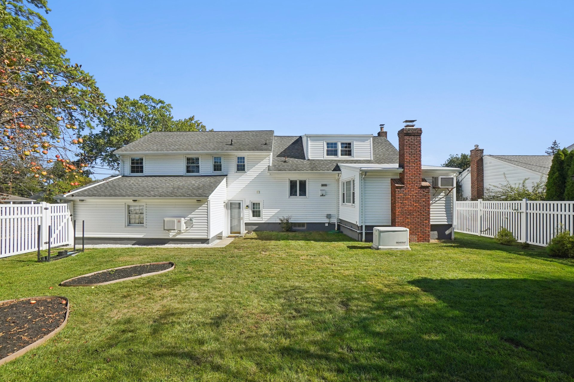61 Country Club Ln