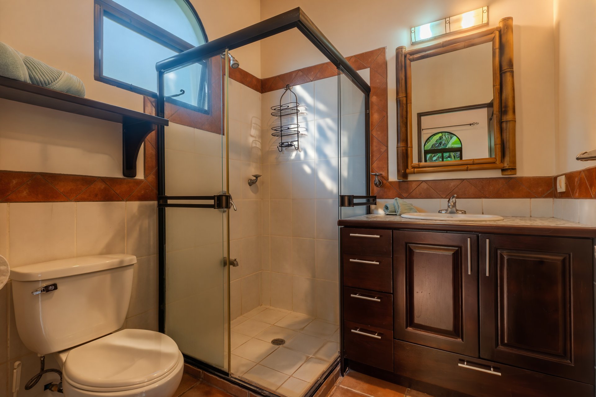 Ojochal Tropical Retreat | 4 Ensuite Bedrooms, Pool & Outdoor Living