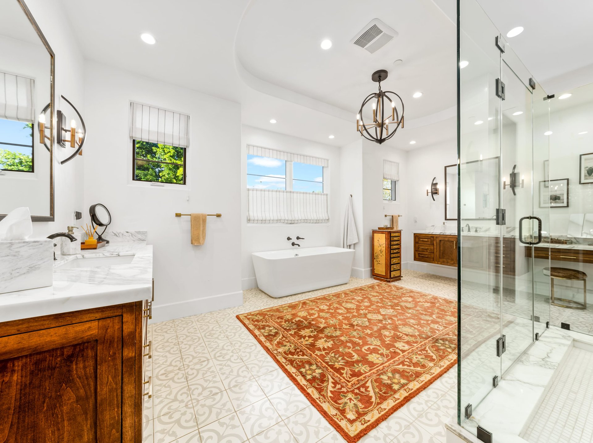 13031 Bloomfield St, Studio City