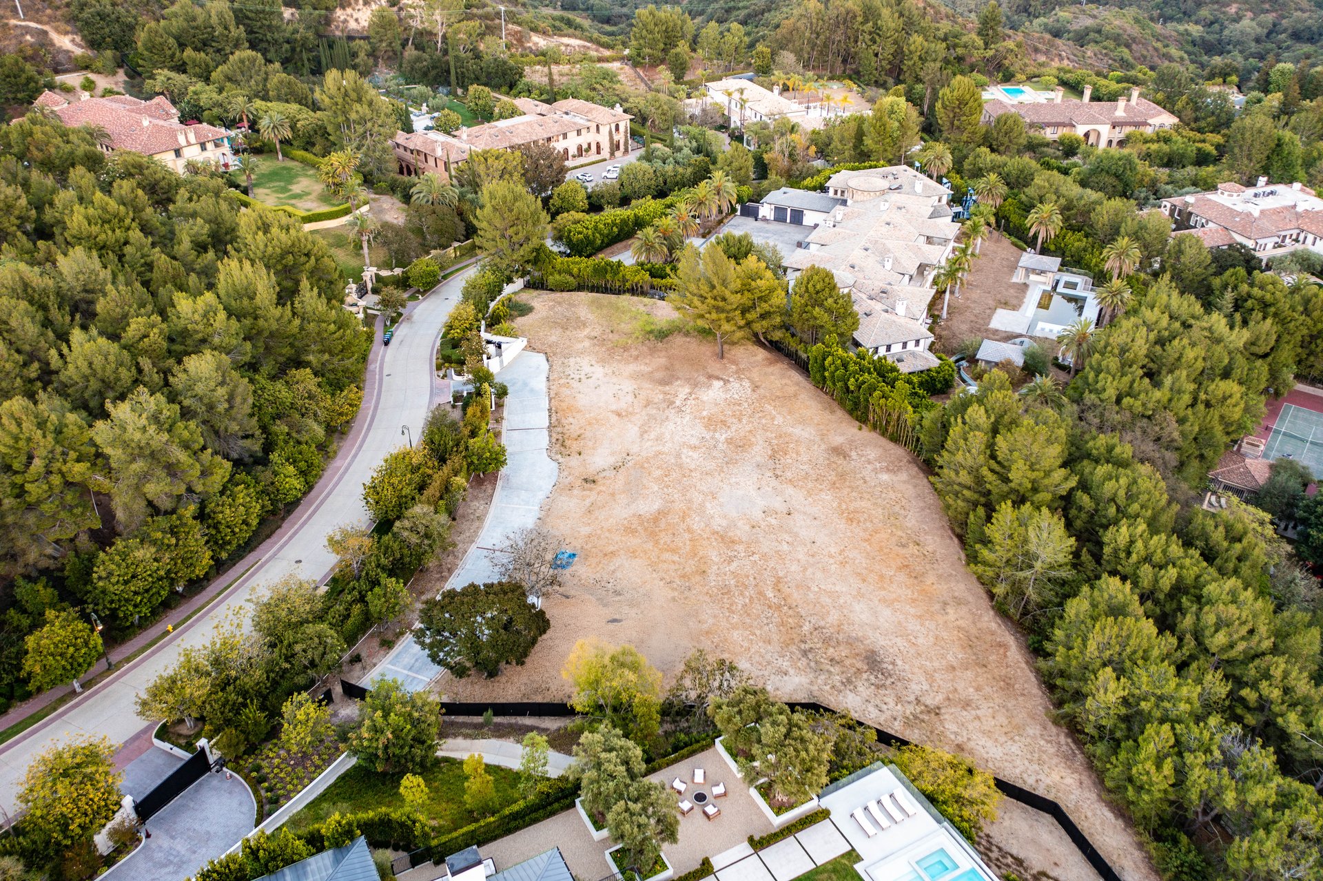 74 Beverly Park Ln