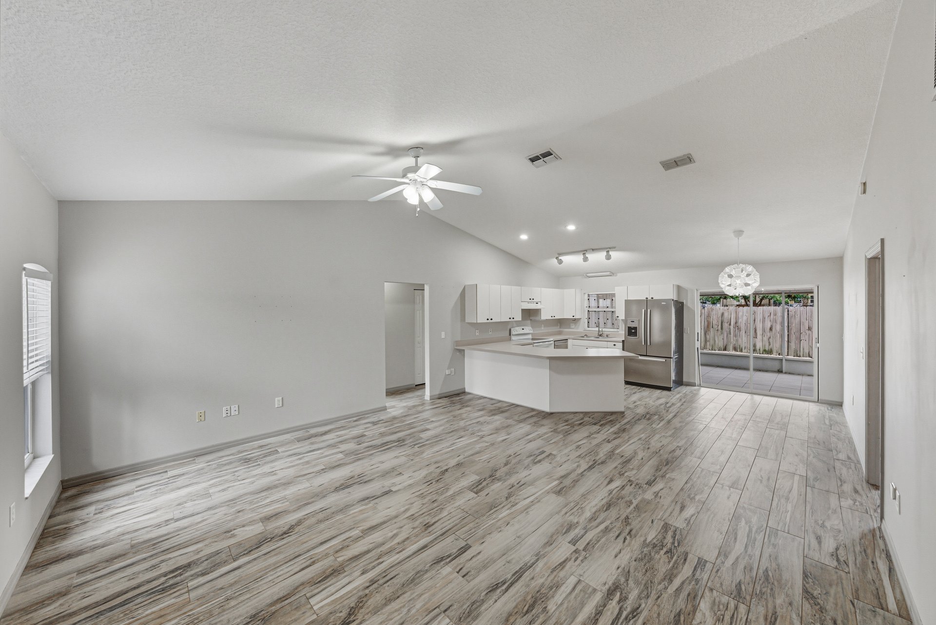 4752 TIMBER WAY