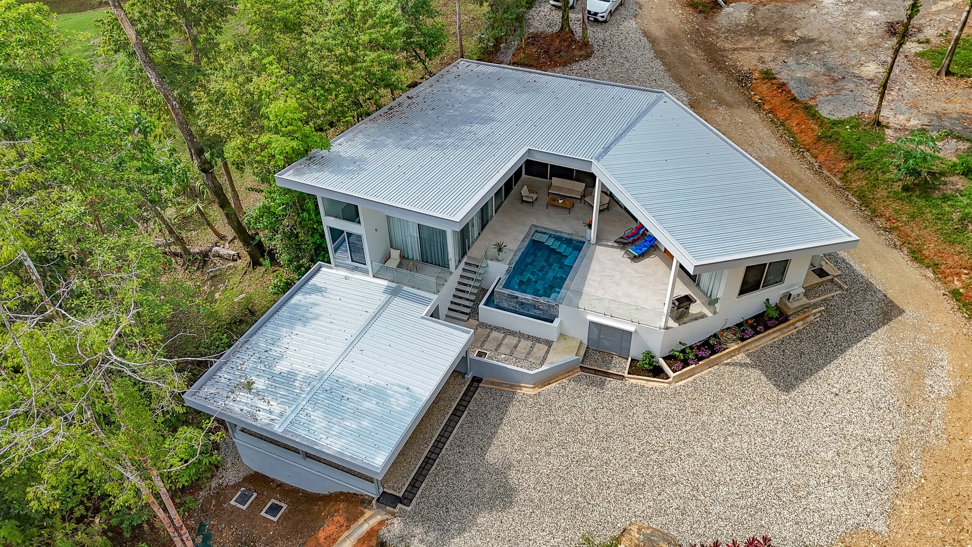 A Huge Rainforest, River & Waterfall Property With TWO Mountain & Jungle-View Luxury Homes on a Massive 4.93 Acre Lot – PLUS an Additional Plantel ready for Development