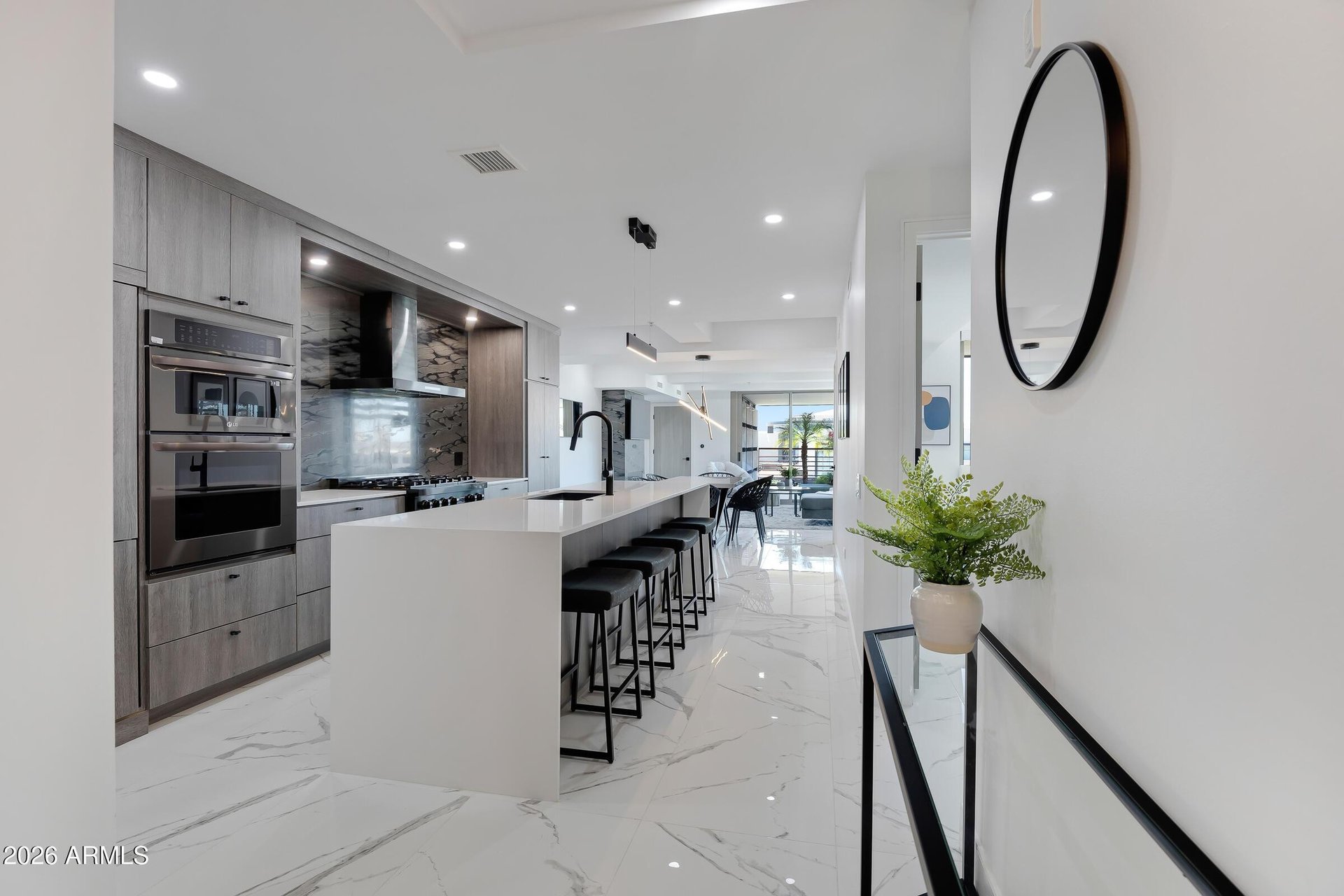 7157 E Rancho Vista Dr, #5002