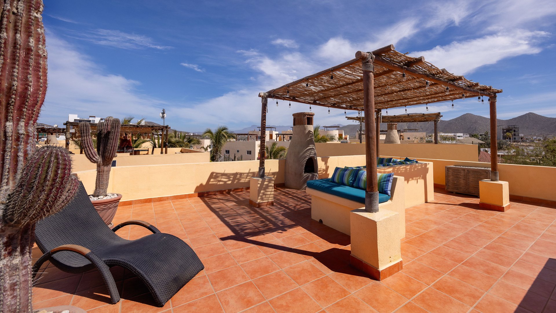 Puesta Del Sol Studio 1B