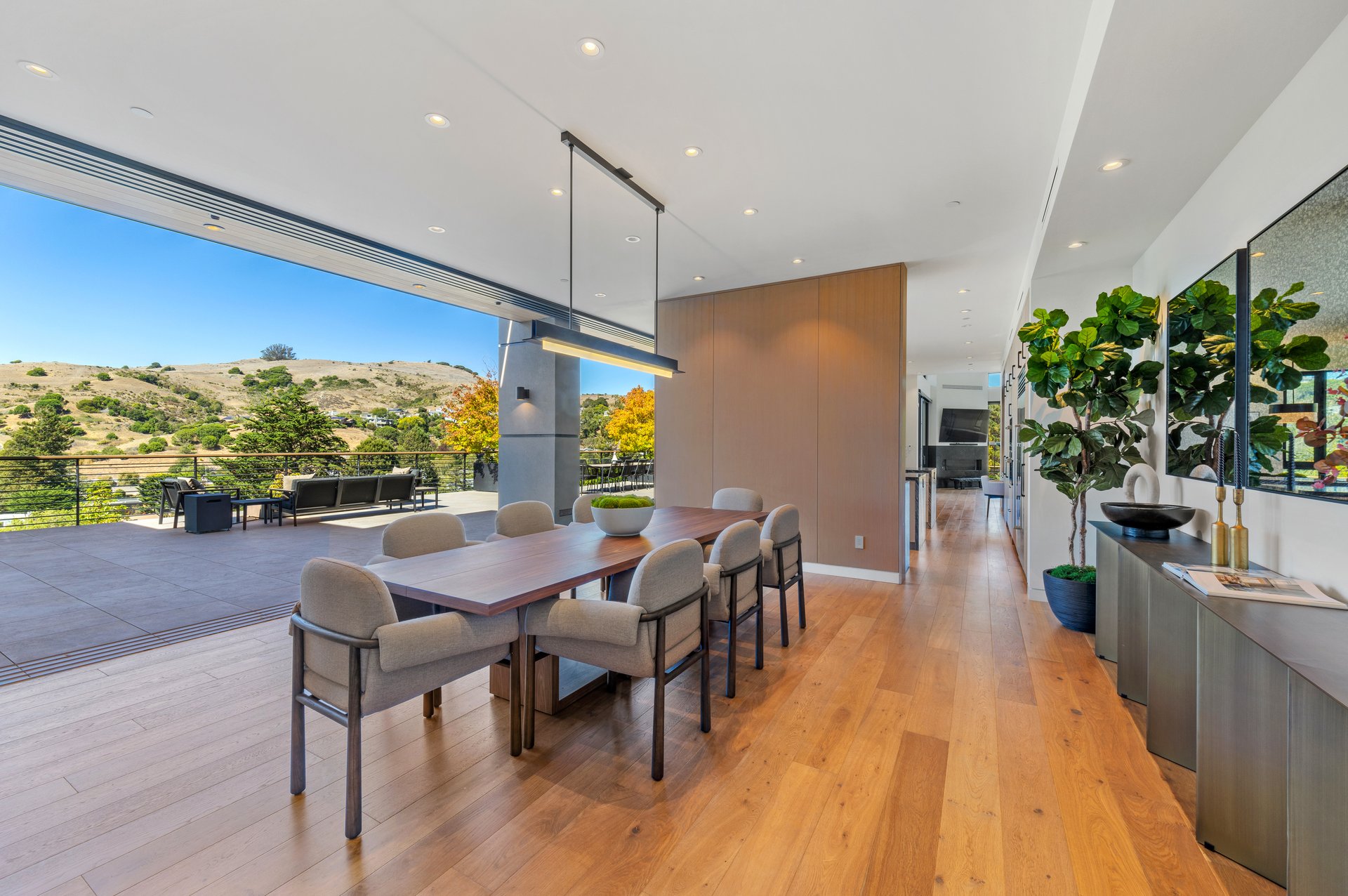Modern Luxury - Completed in 2019