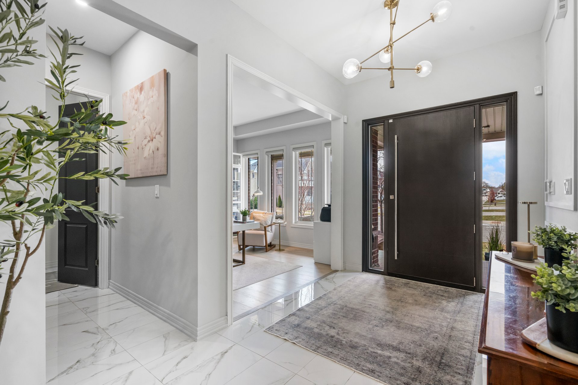 79 Turner Drive E