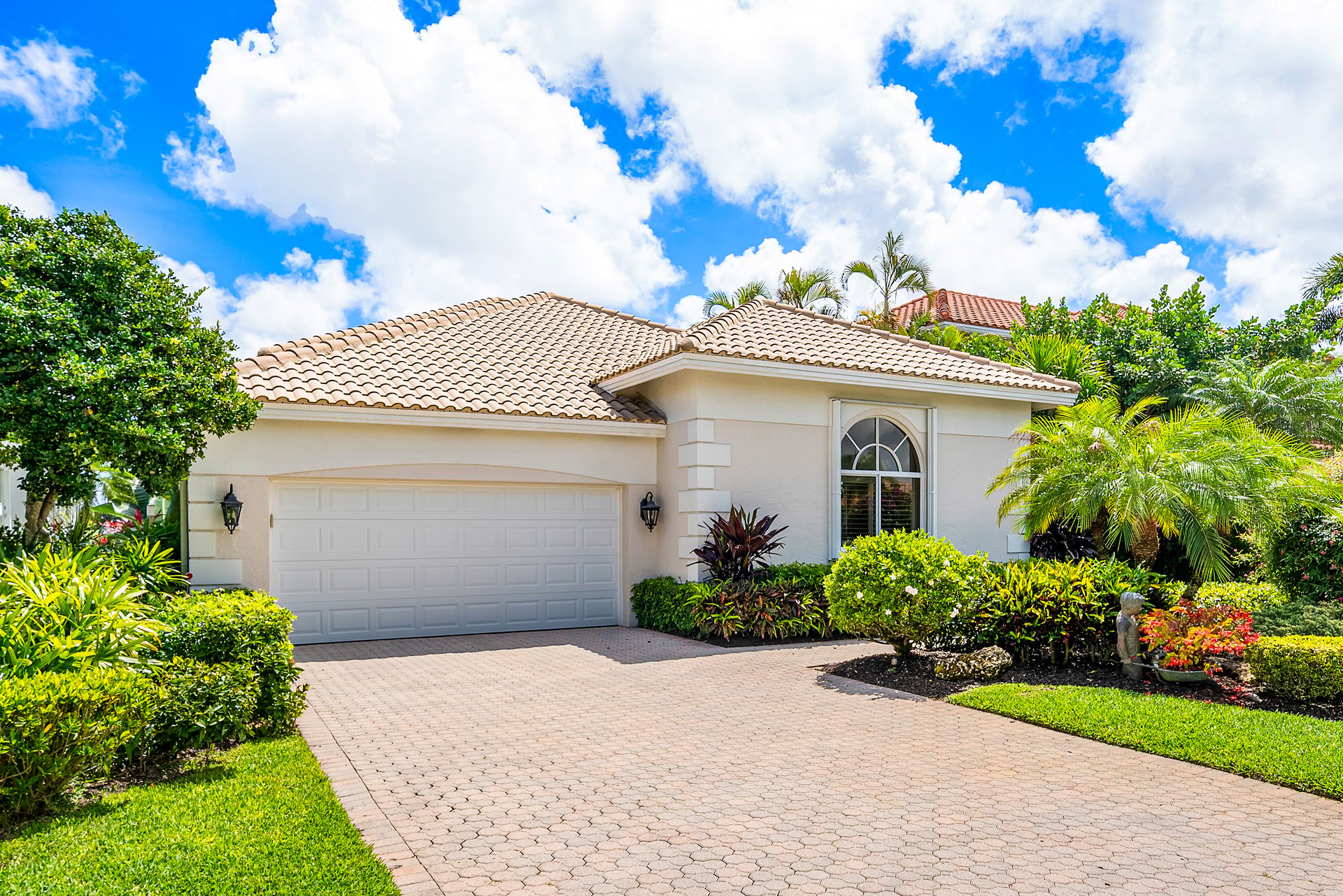 17100 Grand Bay Drive