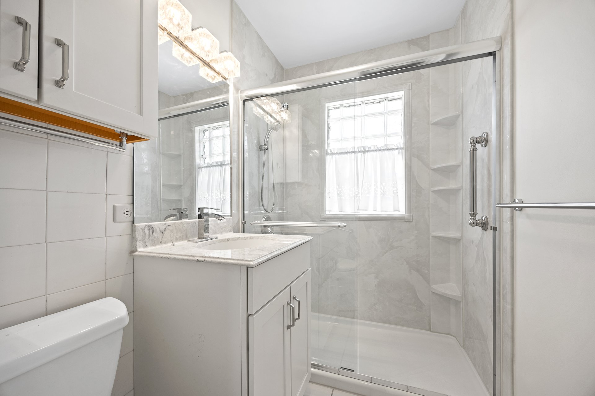 630 Wilson St, Downers Grove