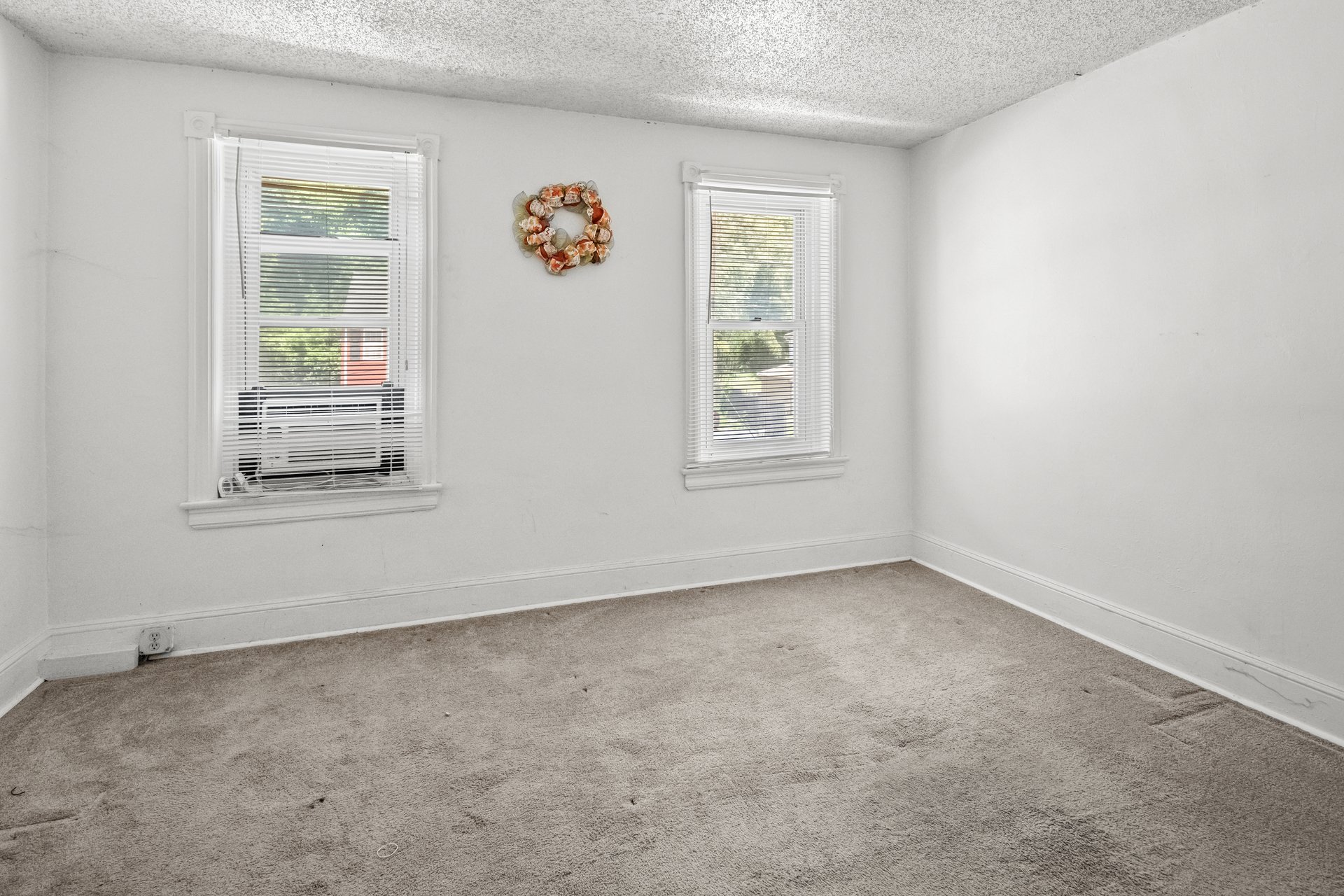 OFFICE EXCLUSIVE - 428 VALLEY ROAD