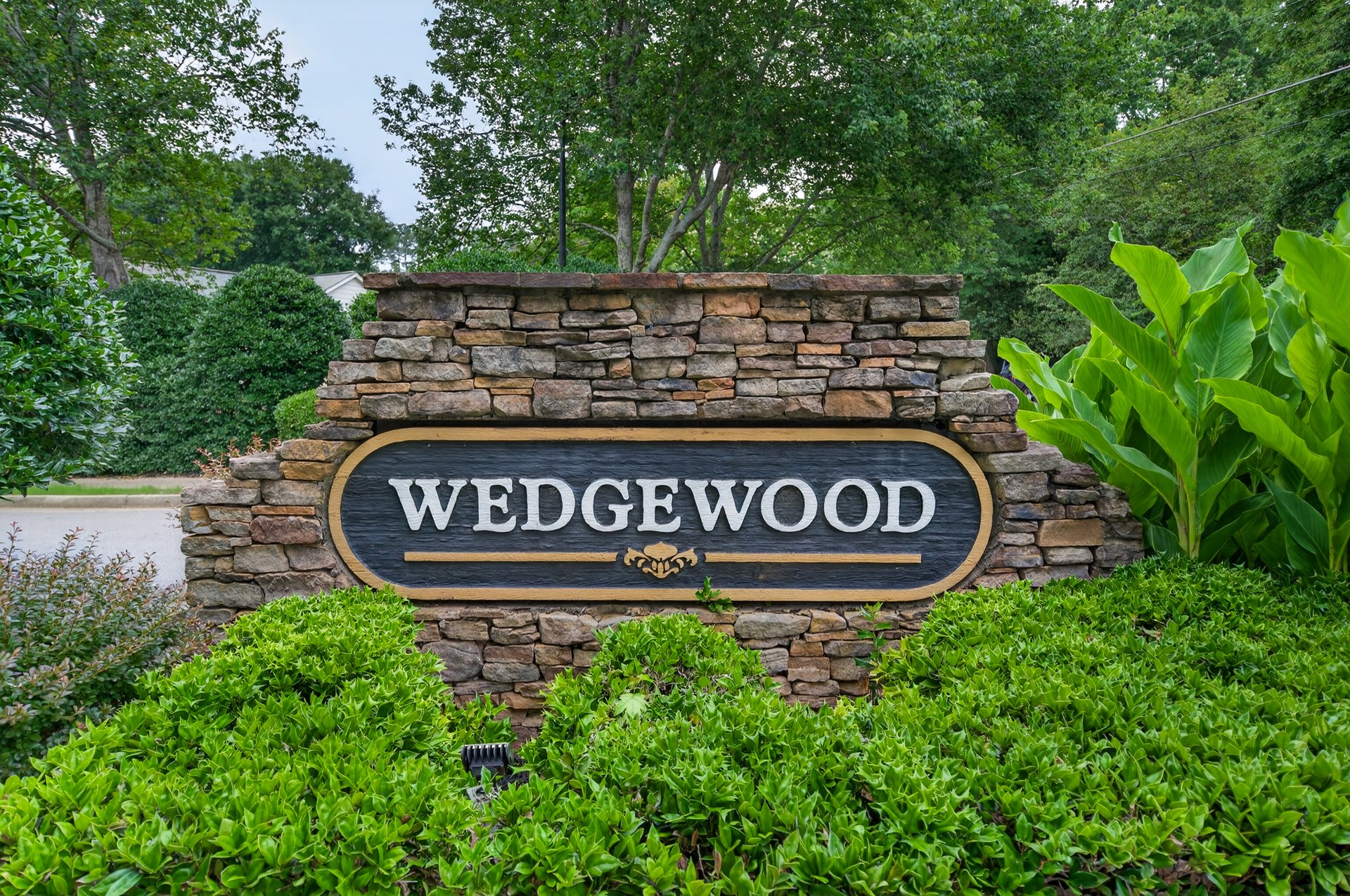 2800 Laurelwood Lane
