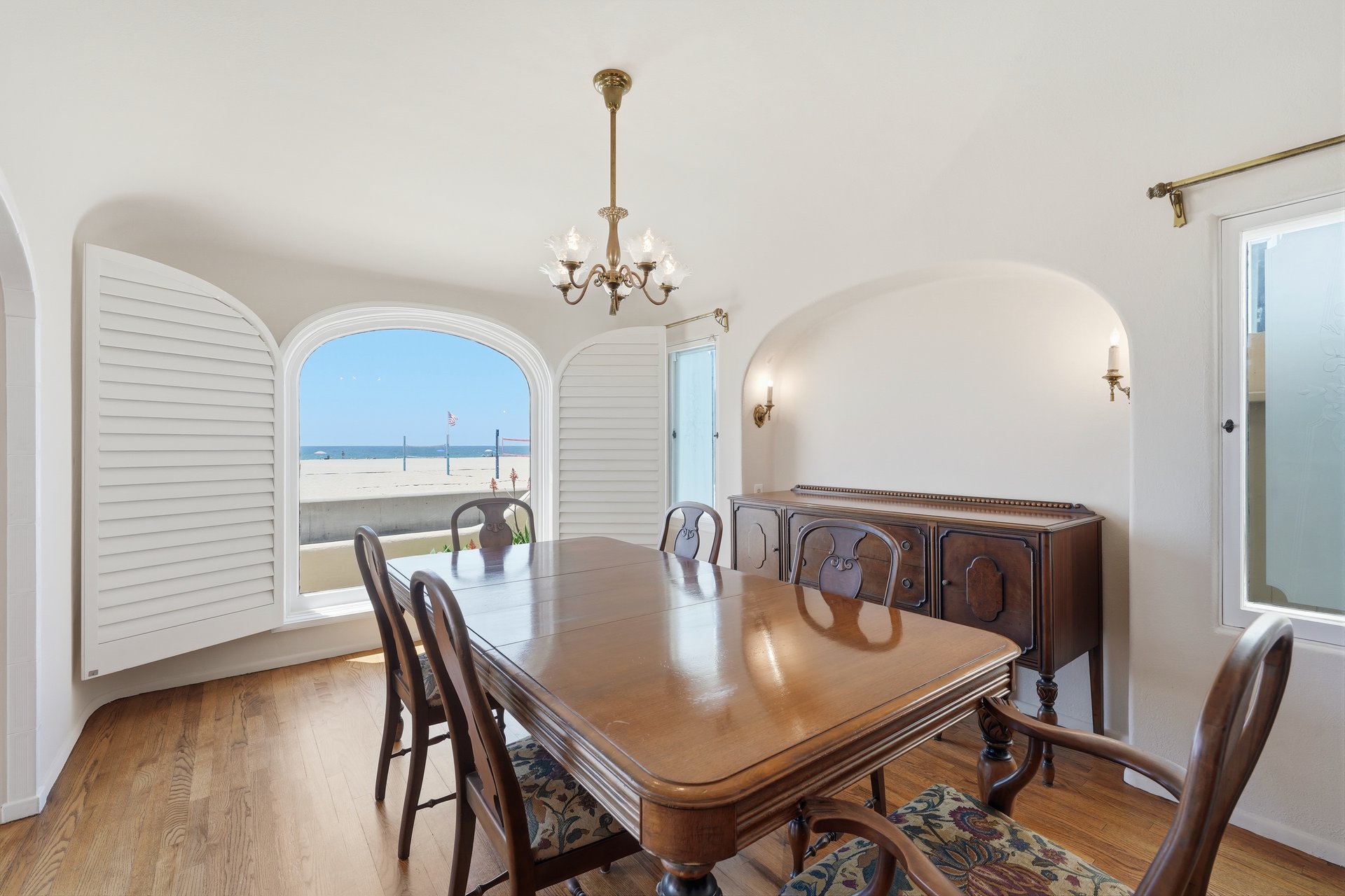 1602 The Strand (Entire Property)
