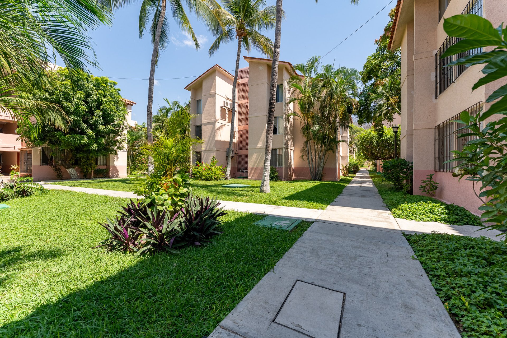 2 Bedrooms, Condo, Condos Pacífico 2bdrm Condo J6