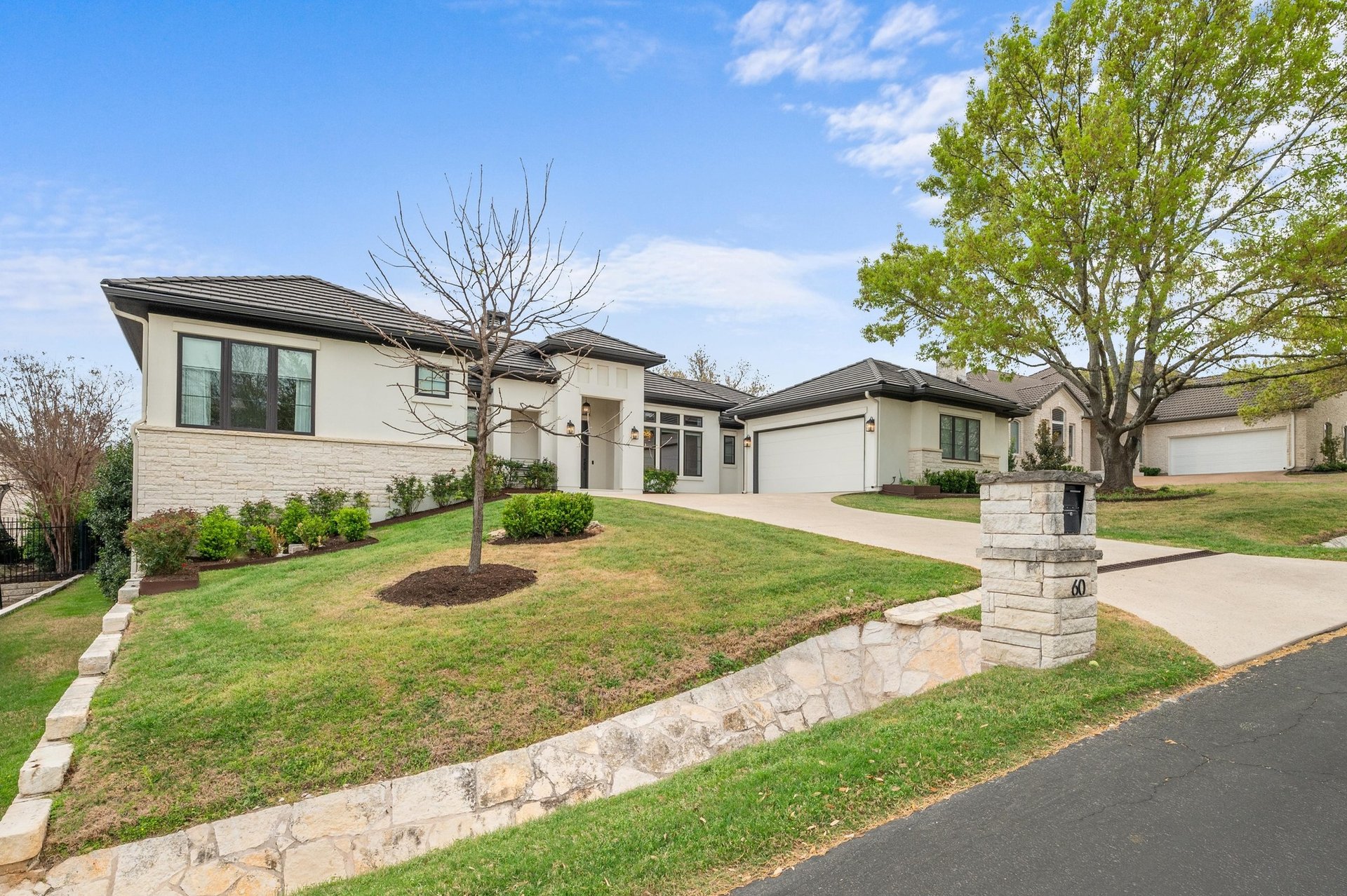 60 Autumn Oaks Drive
