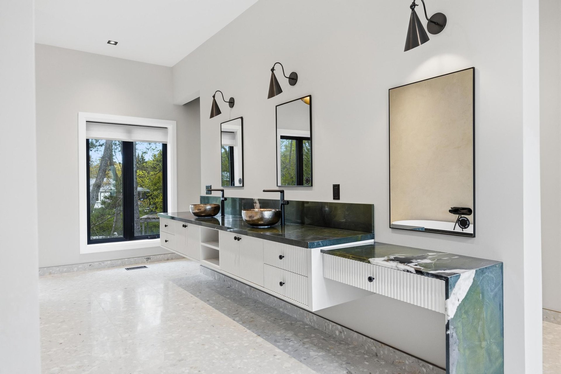 Brand-New Modern Estate