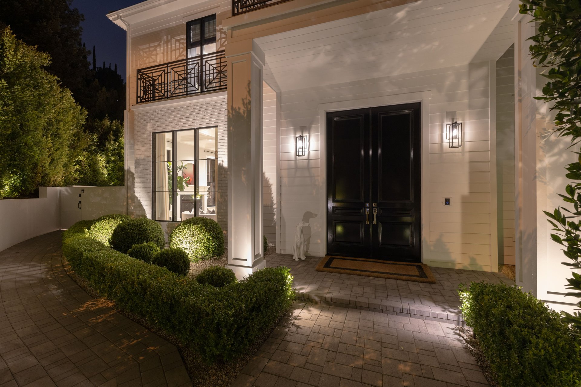 9520 Hidden Valley Rd, Beverly Hills