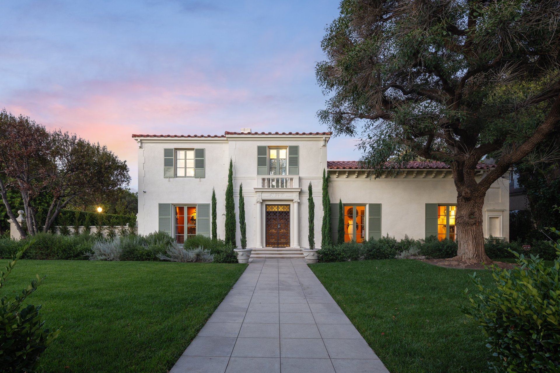 402 S Las Palmas Ave, Hancock Park