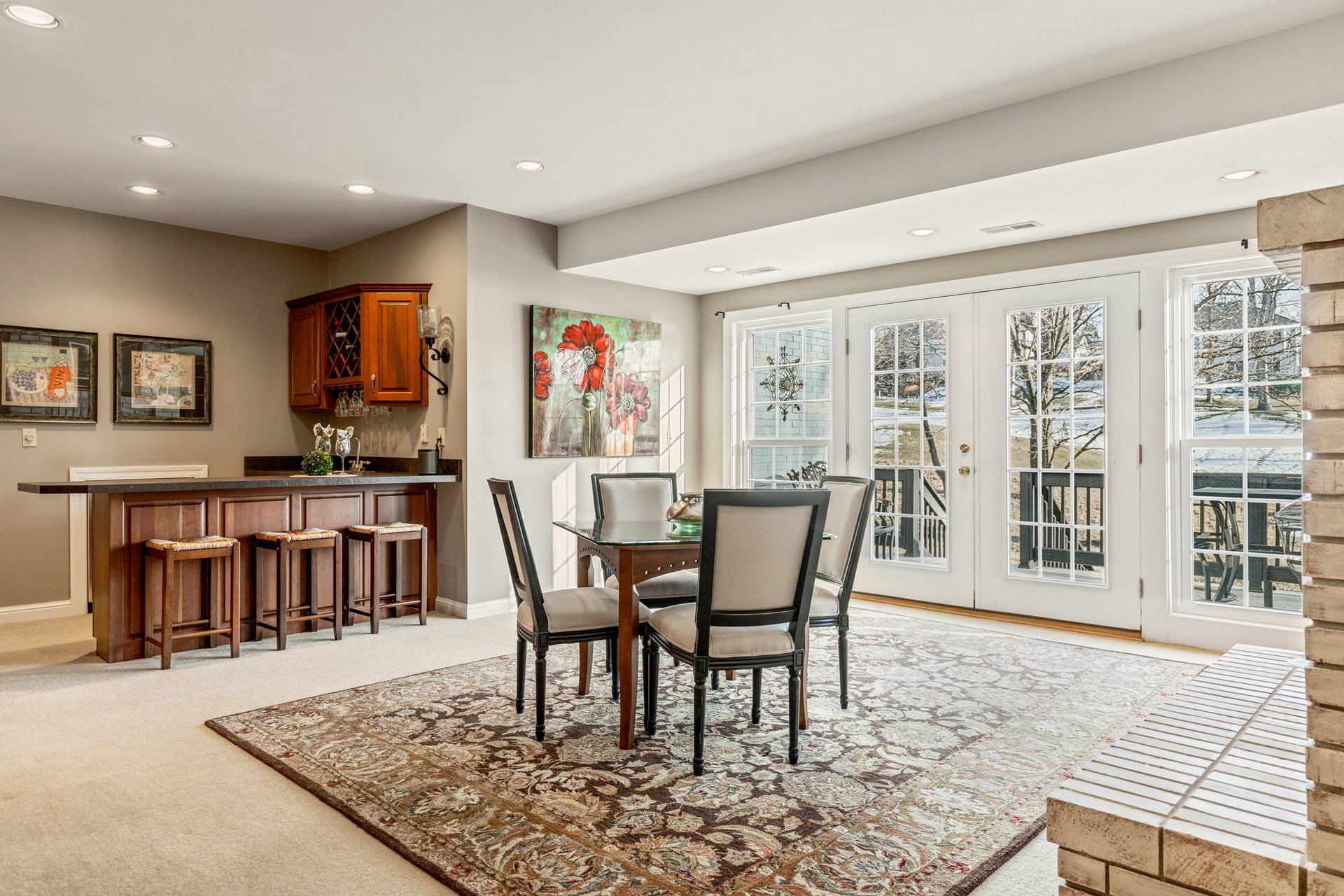 6 Whitmoor Court