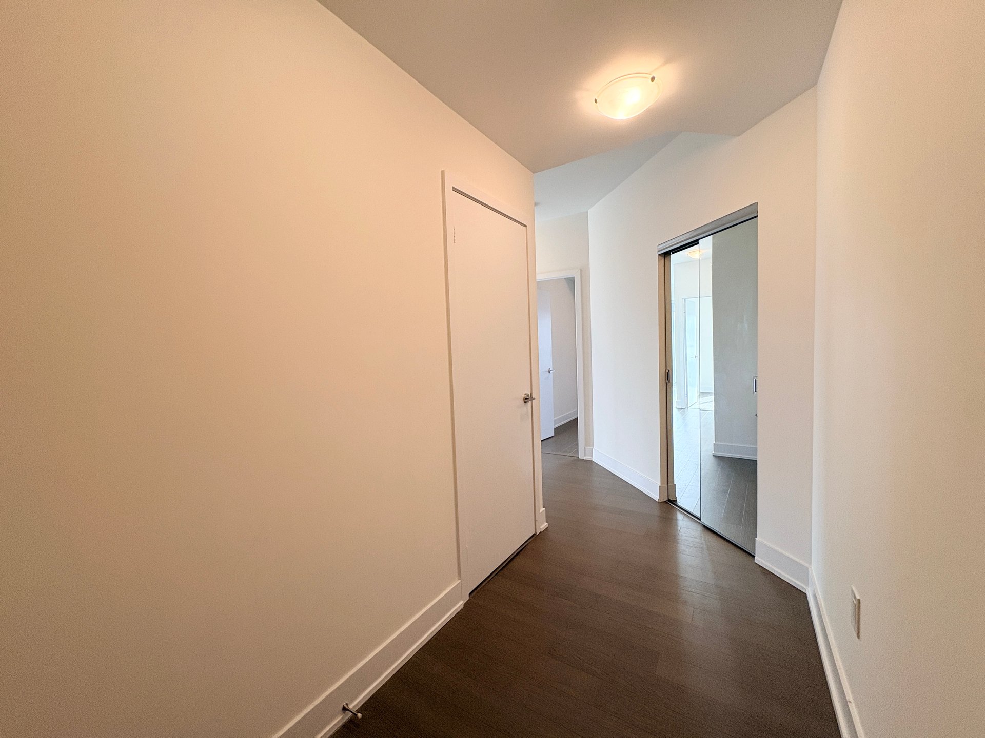 20 Shore Breeze Drive 1502