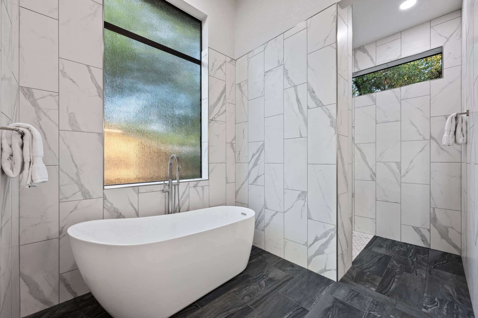 2912 Patriot Drive & 3002 Point Cove