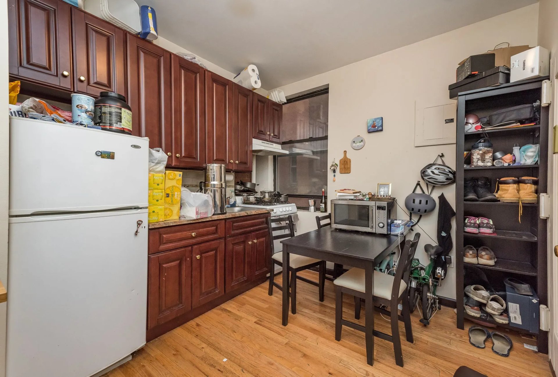 97 E 7th St #5